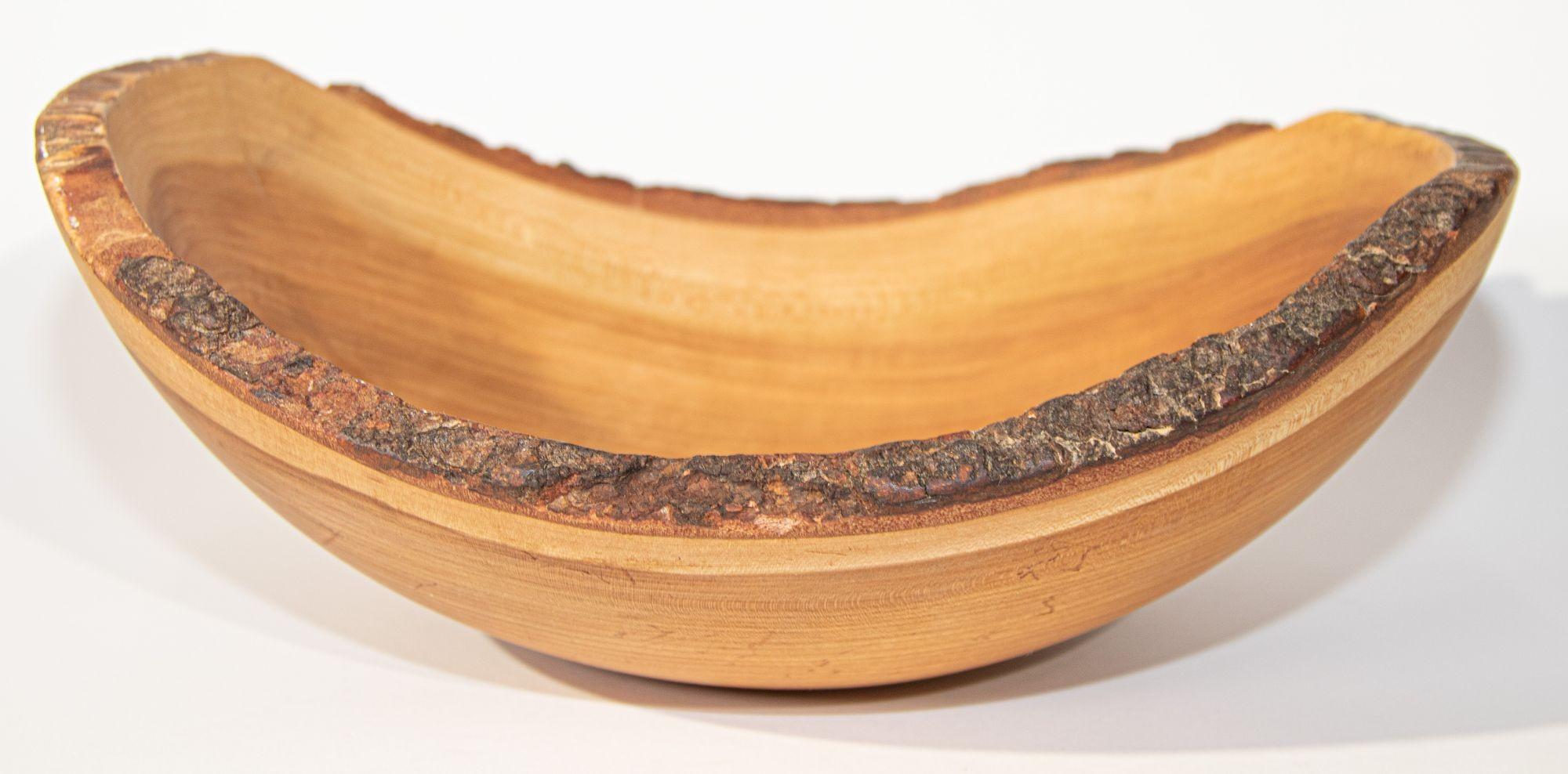 20th Century Vintage Spencer Peterman Live Edge Cherry Oval Bowl For Sale