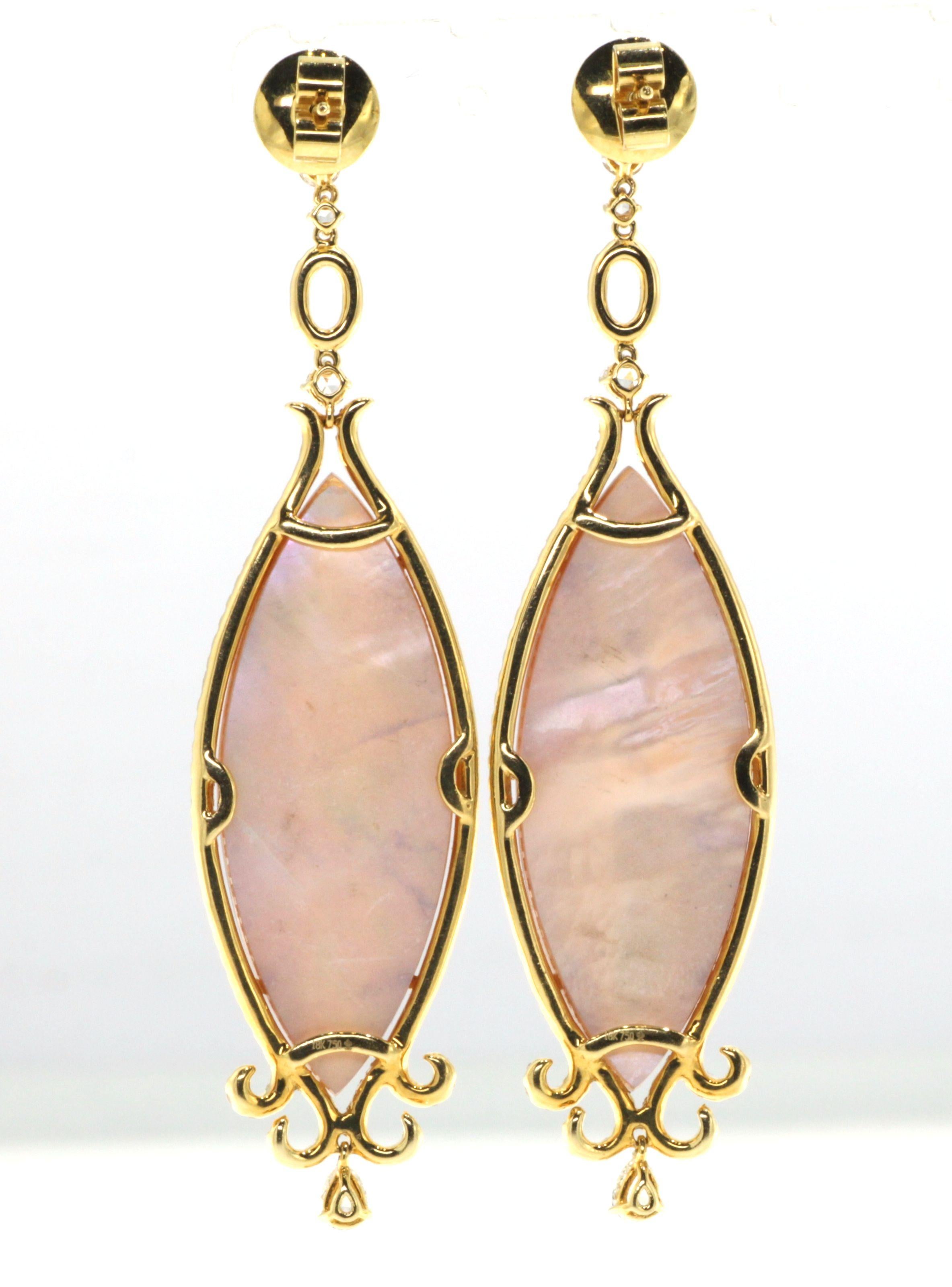 Contemporary Vintage Spessartite Orange Quartz Doublet Dangle Earrings in 18k Yellow Gold For Sale