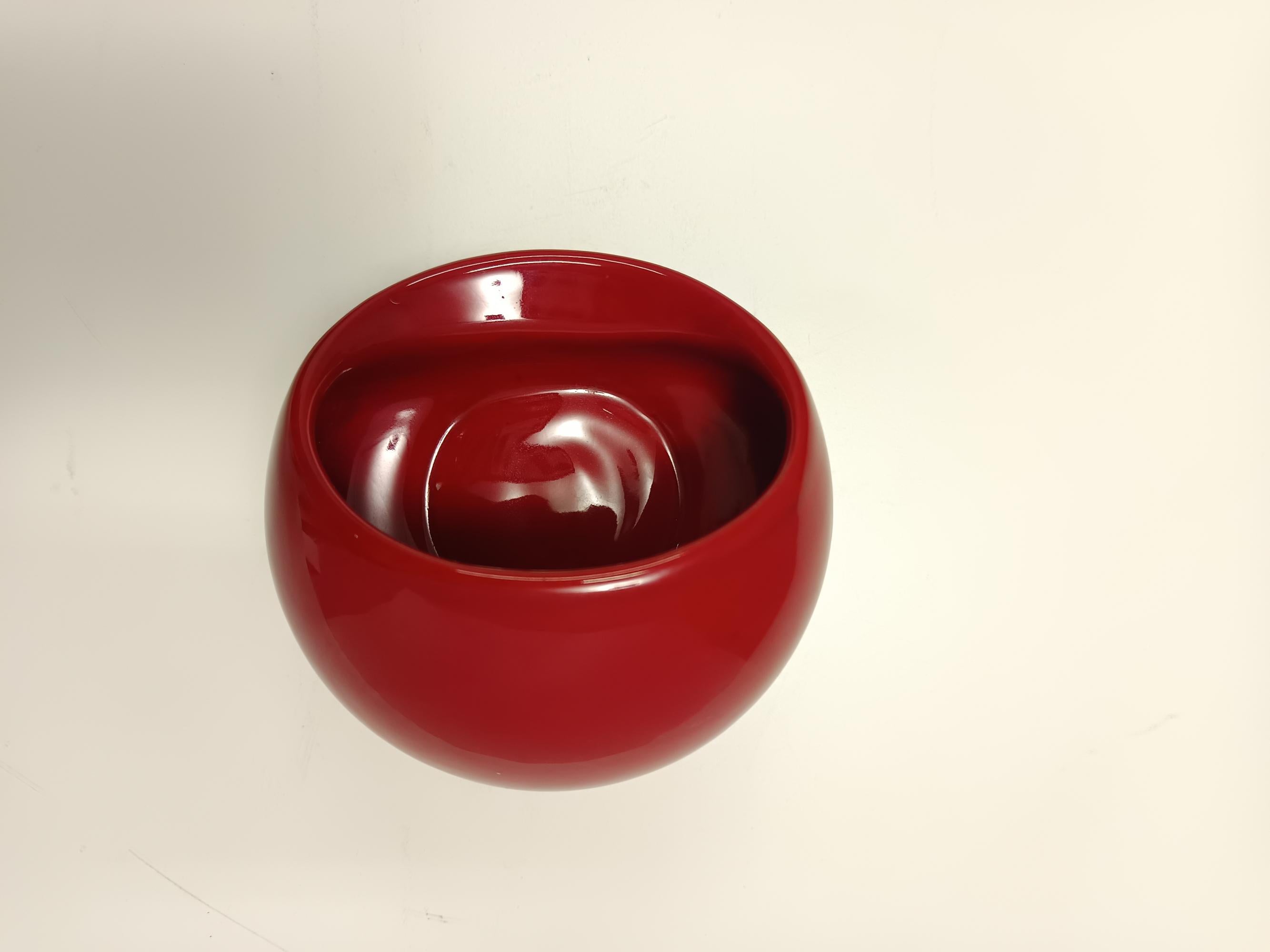 Vintage Spheric Red Glazed Ceramic Ashtray by Gabbianelli, Italy For Sale 1