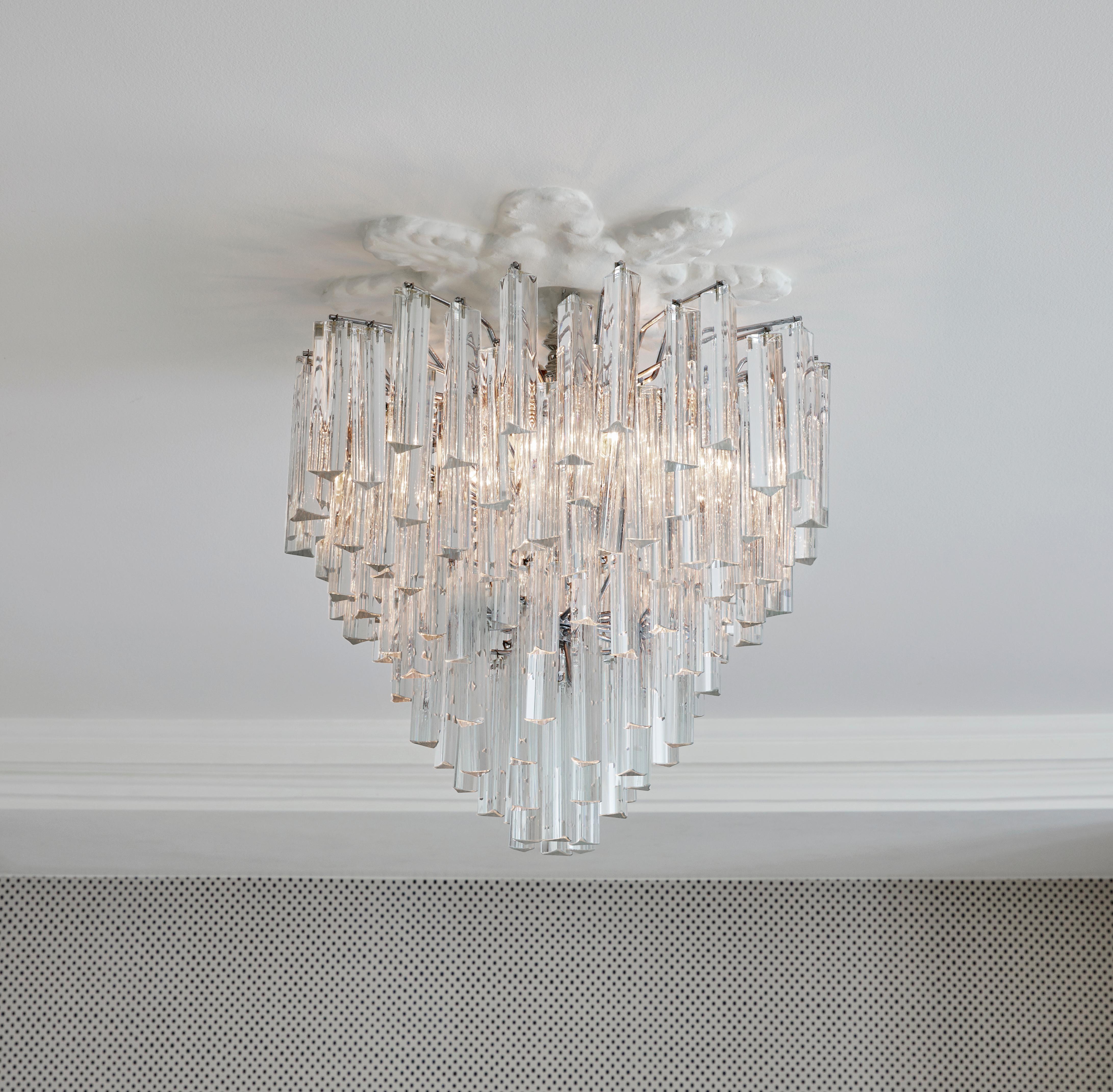 Gorgeous spherical Murano chandelier with clear glass dangling pendants. Produced in Italy during the 1960s.
  