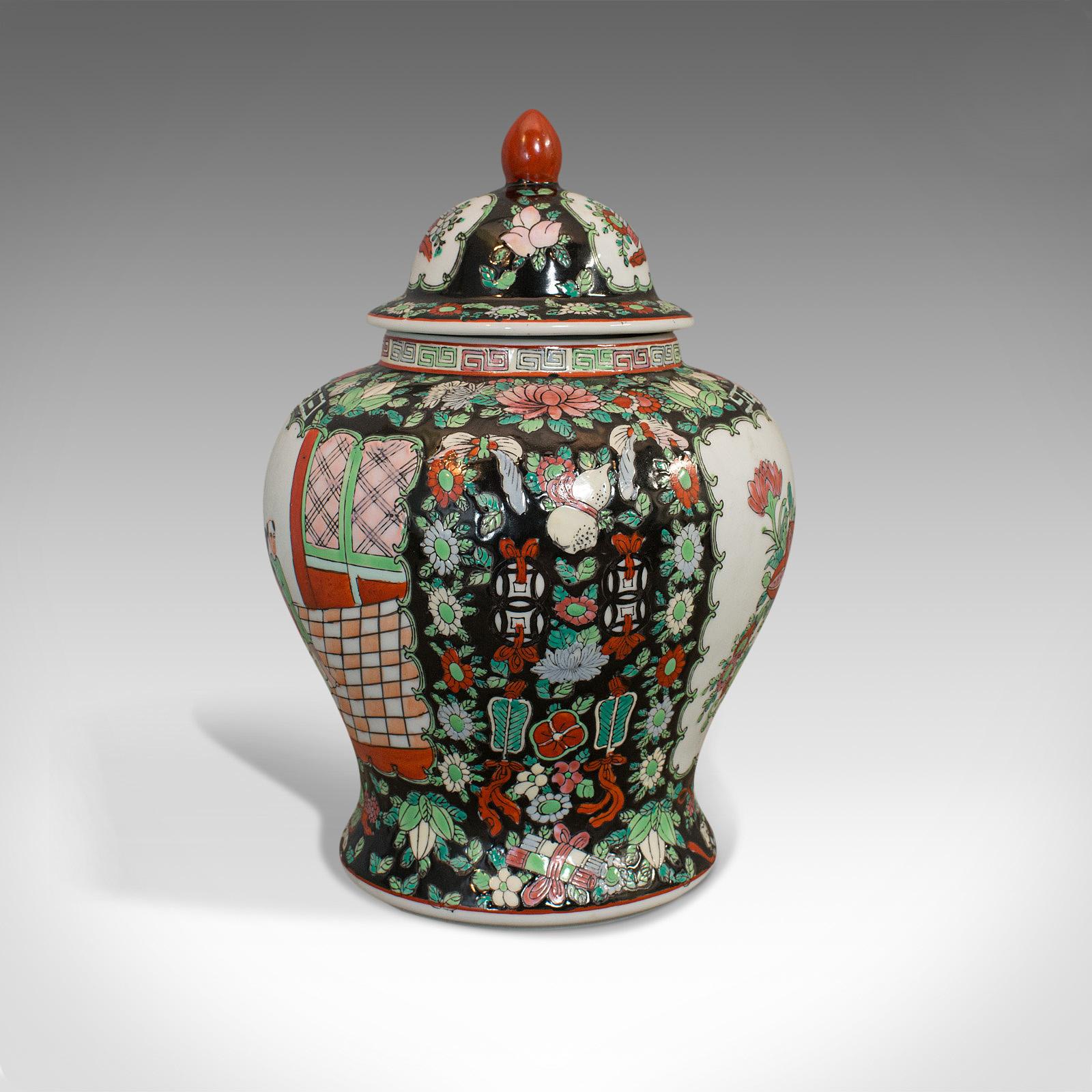 Chinese Export Vintage Spice Jar, Oriental, Ginger, Baluster Urn, Art Deco, 20th Century, 1940 For Sale