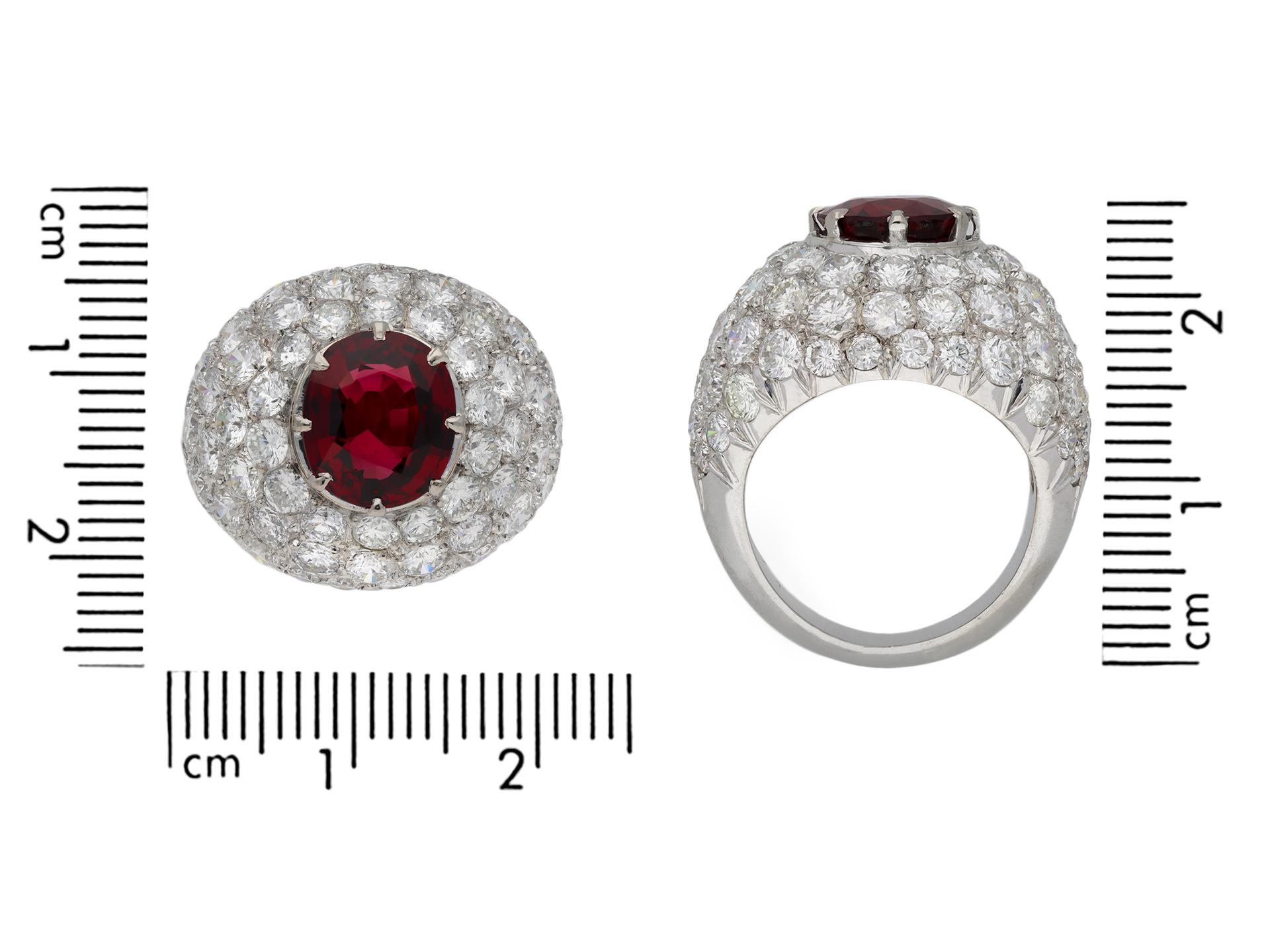 Women's or Men's Vintage Spinel & Diamond Ring, Circa 1960 For Sale