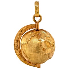 Vintage Spinning World Globe 18 Karat Gold Charm Estate Fine Jewelry