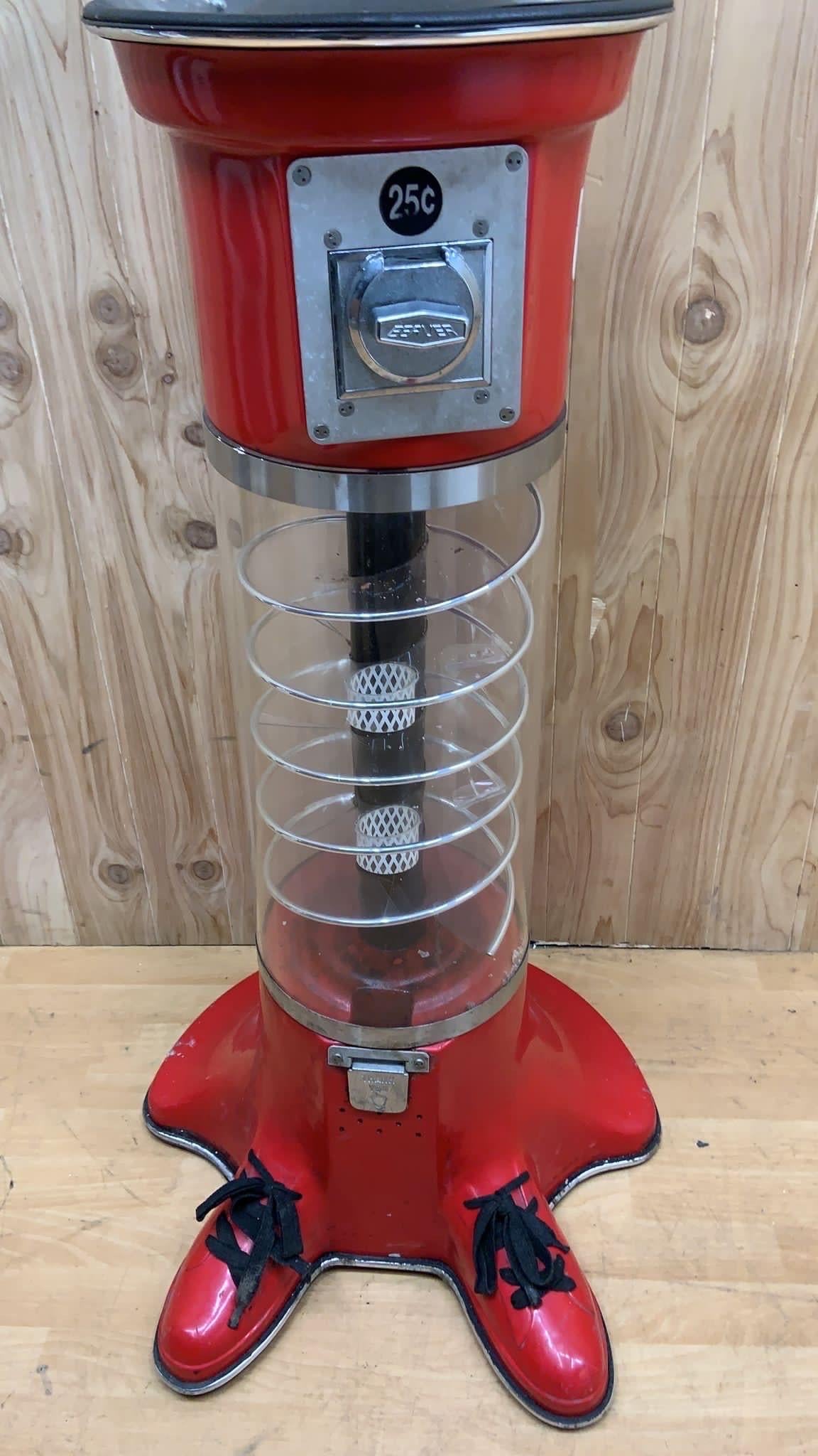Machin a spirale d'epoca

Vintage Spiral Spin N Drop Gumball Machine - permette a tutti i bambini di vedere la pallina scendere senza battere ciglio. Un pezzo forte da aggiungere alla stanza dei giochi, alla camera dei bambini o al tuo