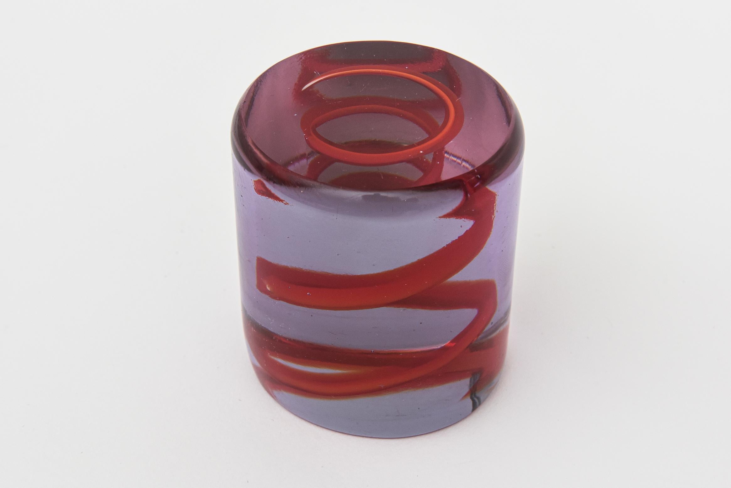 Blown Glass Vintage Spiral Zig Zag Glass Paperweight Purple And Red For Sale