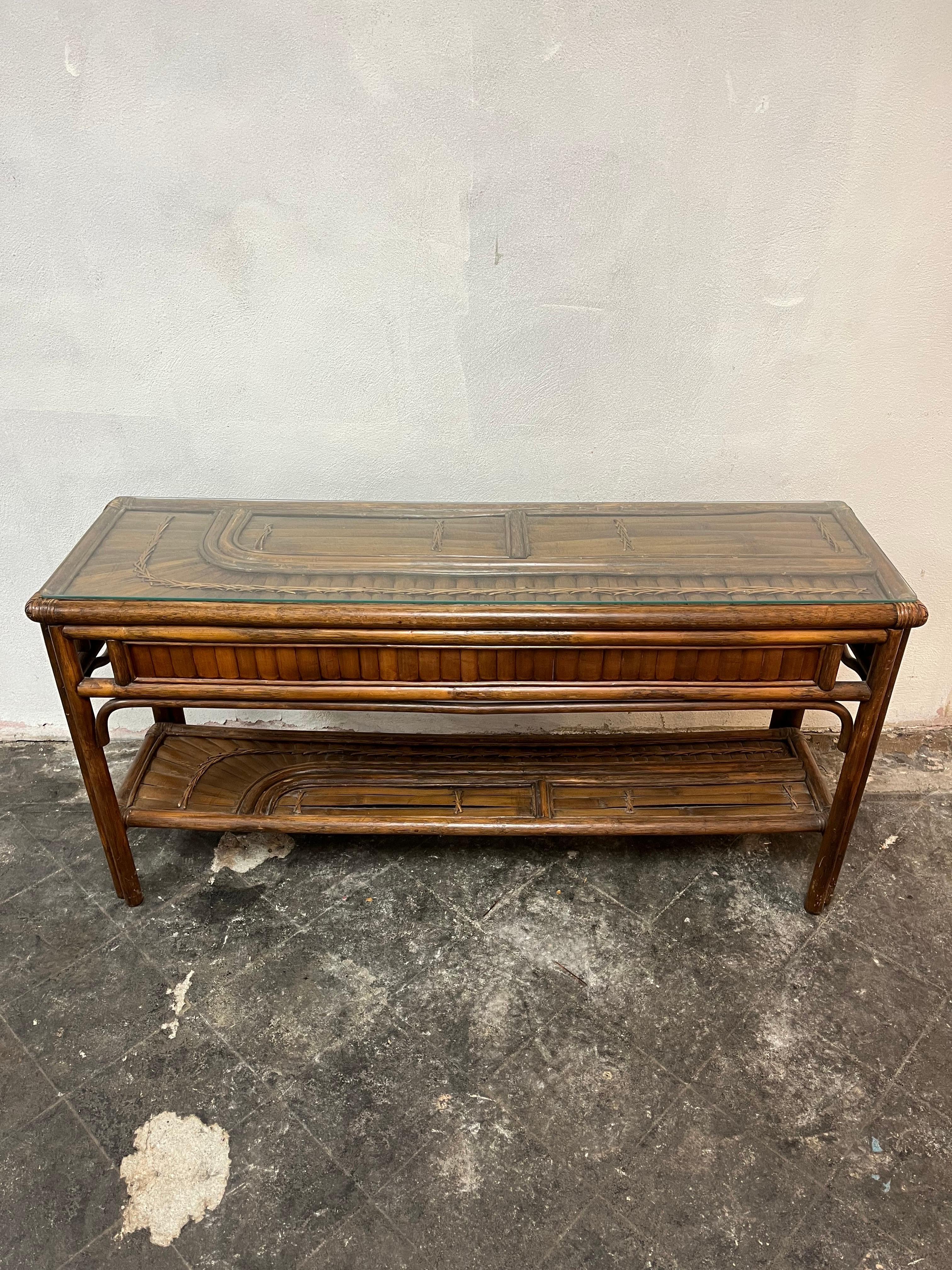 Vintage Split Bamboo Console Sofa Table style of Rising Sun  In Good Condition For Sale In W Allenhurst, NJ