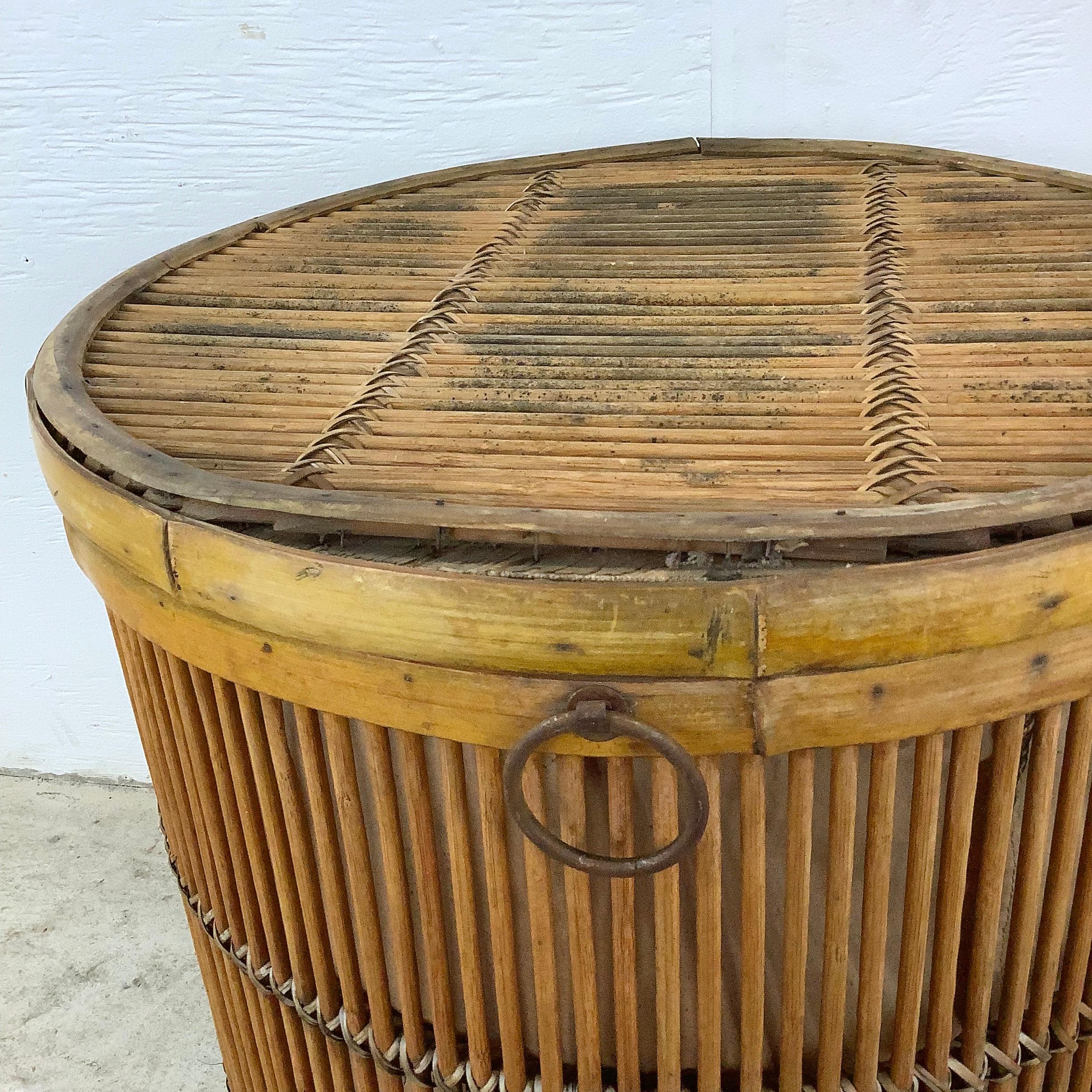 Vintage Split Reed Basket With lid For Sale 4