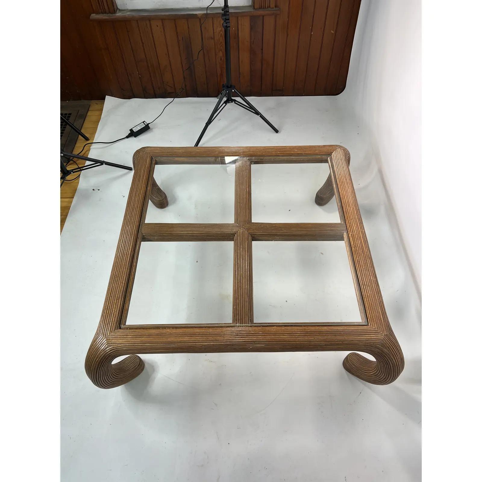 split leg table