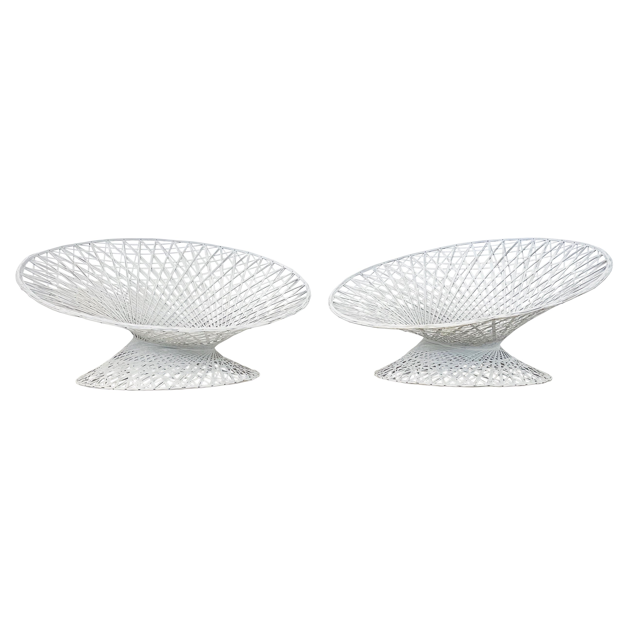 Chaises longues vintage en fibre de verre filée attribuées à Russell Woodard, lot de 2