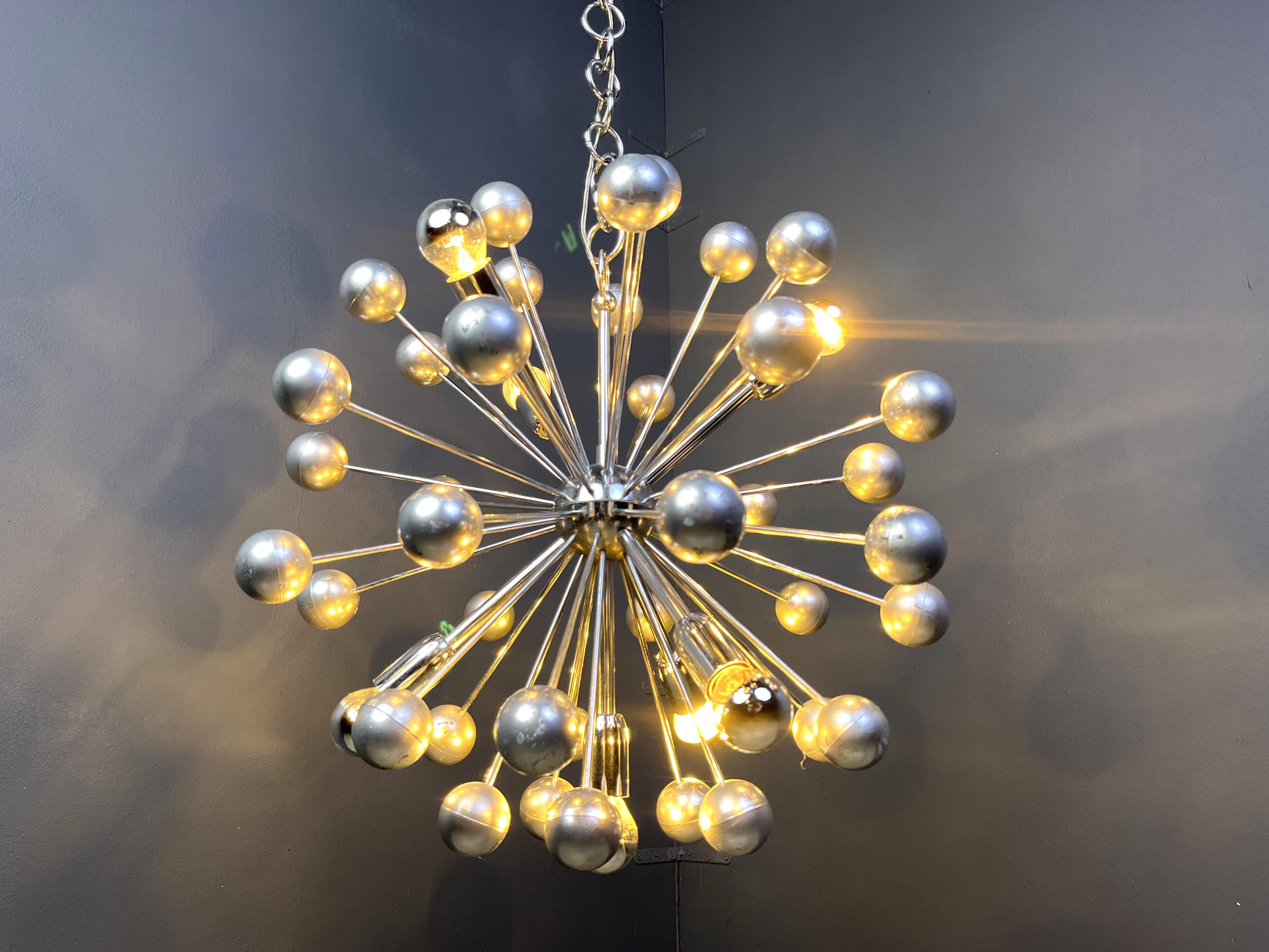 Vintage sputnik chandelier, 1960s For Sale 4