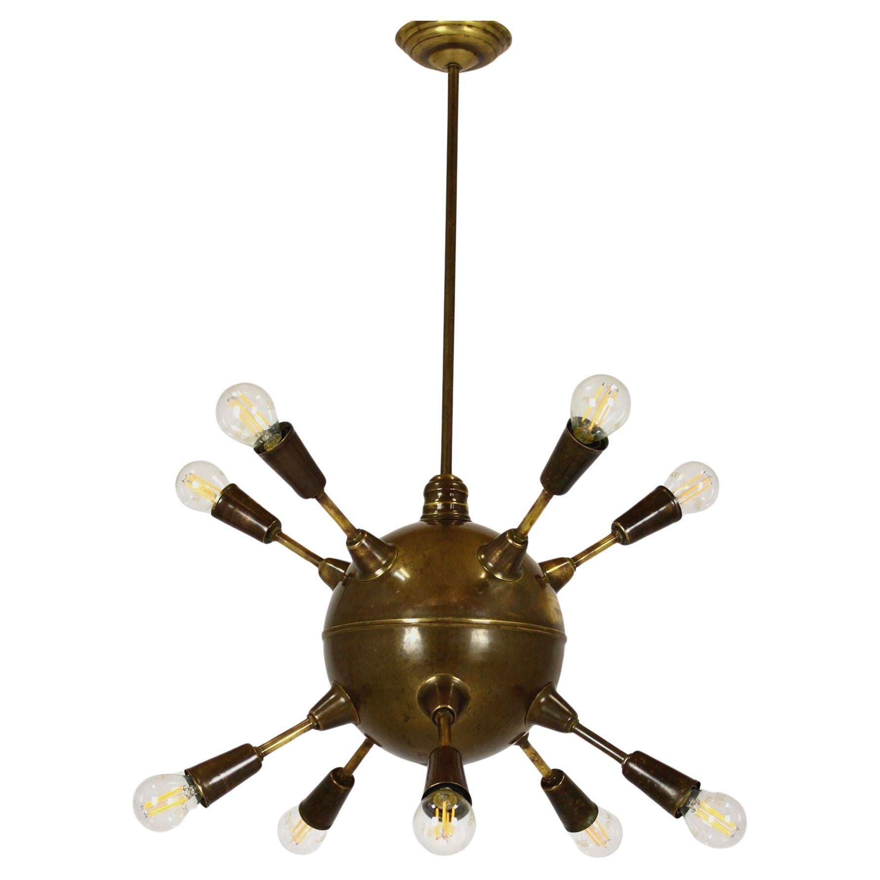 Lampadario Sputnik d
epoca, anni 
60 in vendita