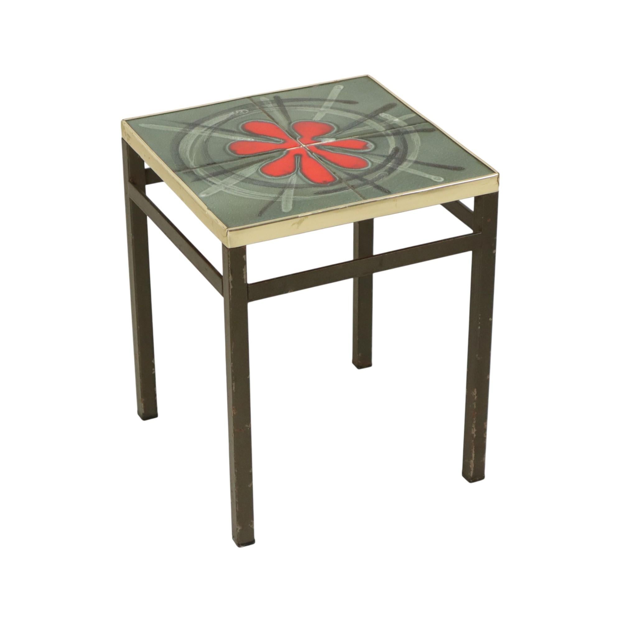 Belga Pianta quadrata in ceramica vintage da tavolo Tavolo anni '60 in vendita