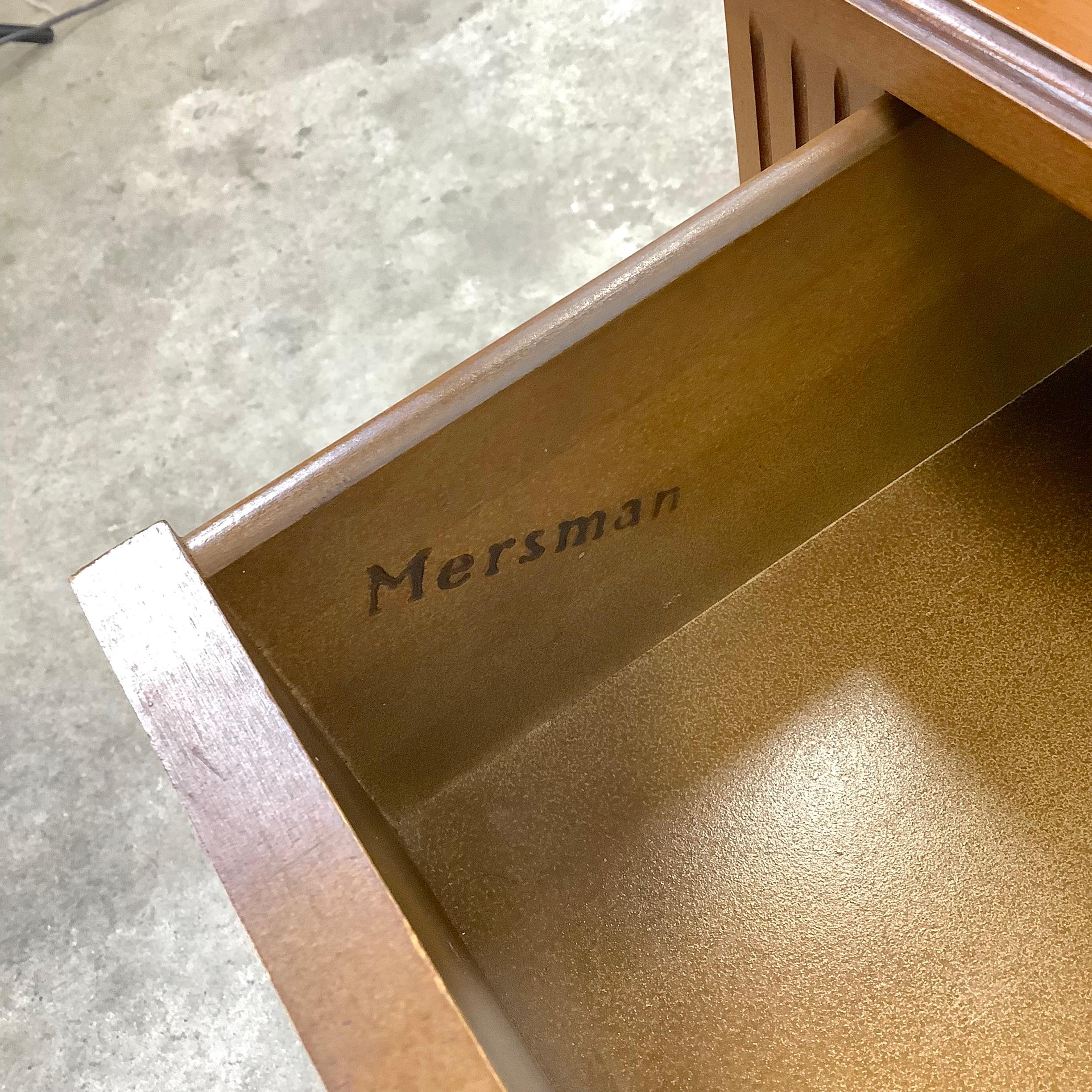 Paire de tables d'extrémité carrées vintage avec tiroir unique par Mersman Furniture en vente 3