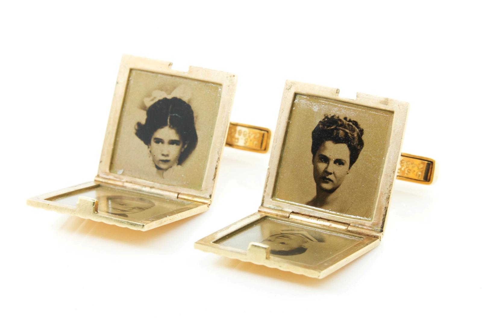 Vintage Square Gold Cufflinks In Good Condition For Sale In Beverly Hills, CA
