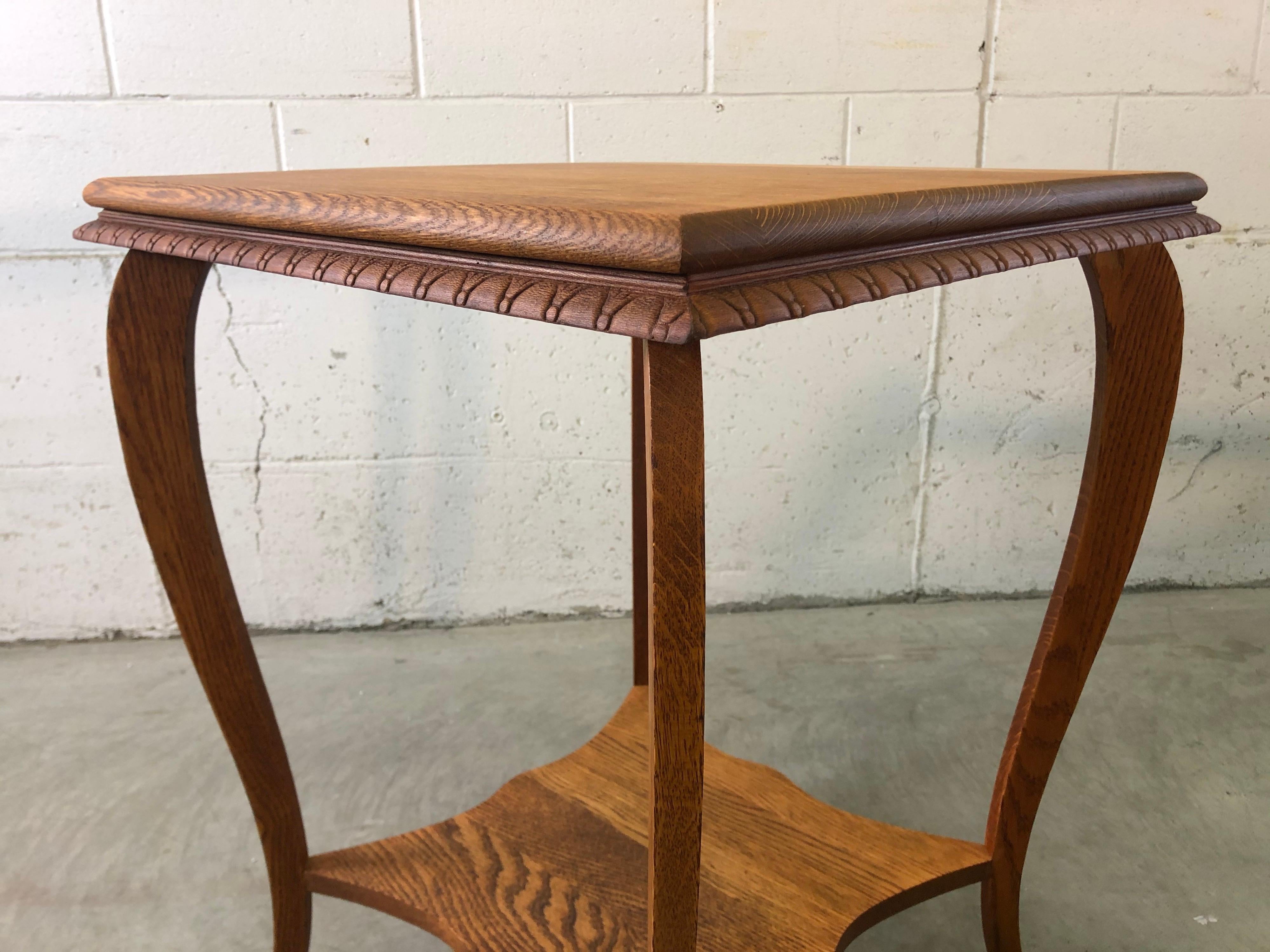 American Vintage Square Oak Wood Side Table with Curved Legs For Sale