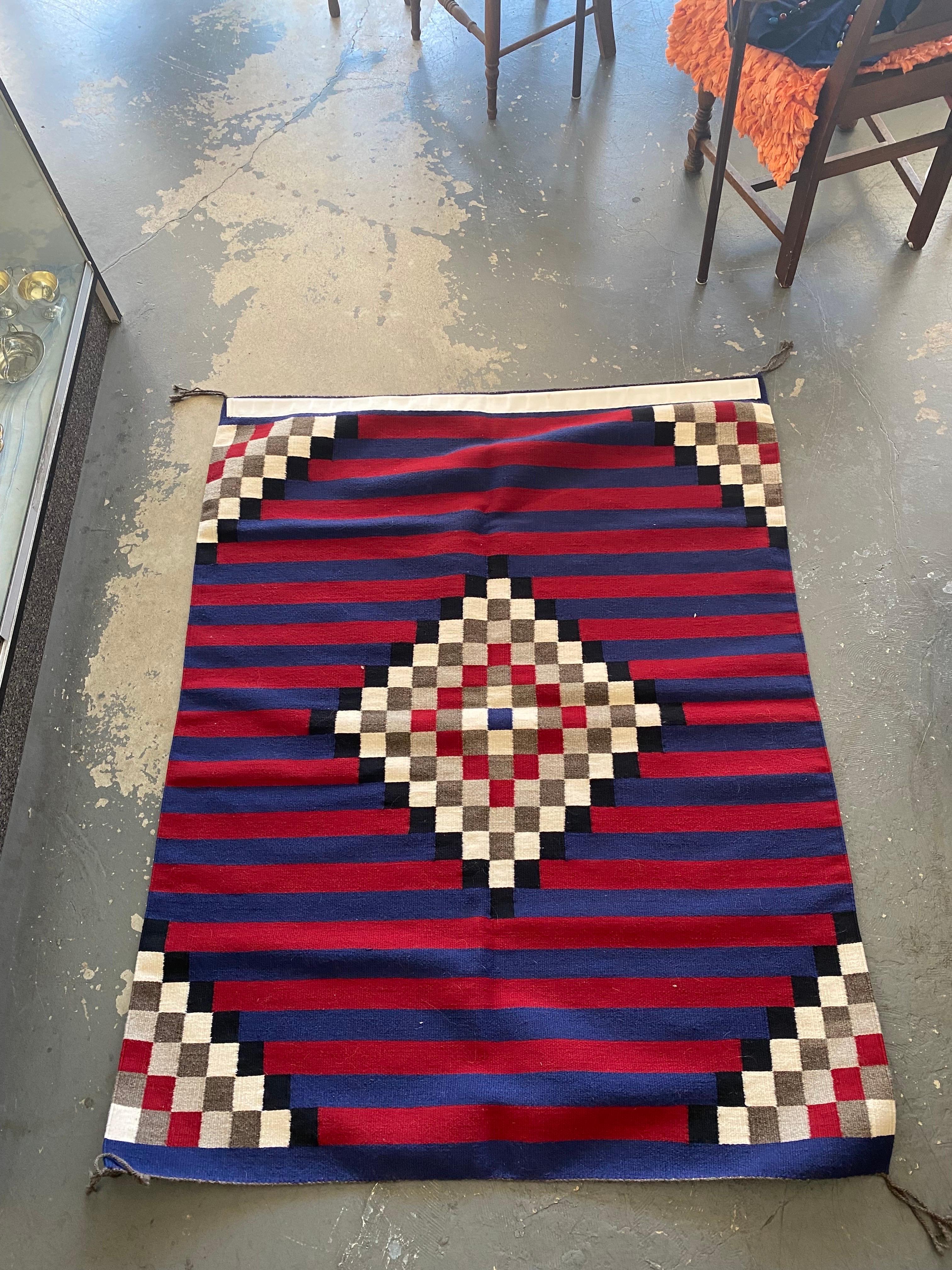 Vintage Square Pattern Hand Woven Navajo Style Wool Rug In Good Condition For Sale In San Carlos, CA