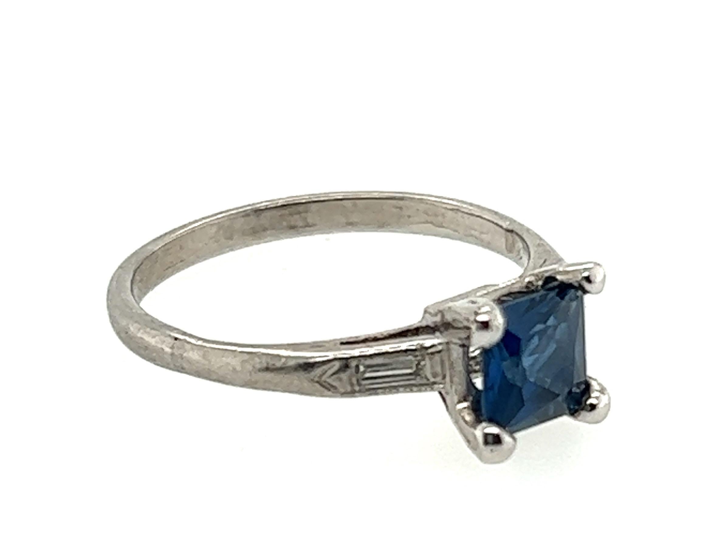 Art déco Vintage Square Sapphire Diamond Engagement Ring .96ct Platinum Antique Deco en vente
