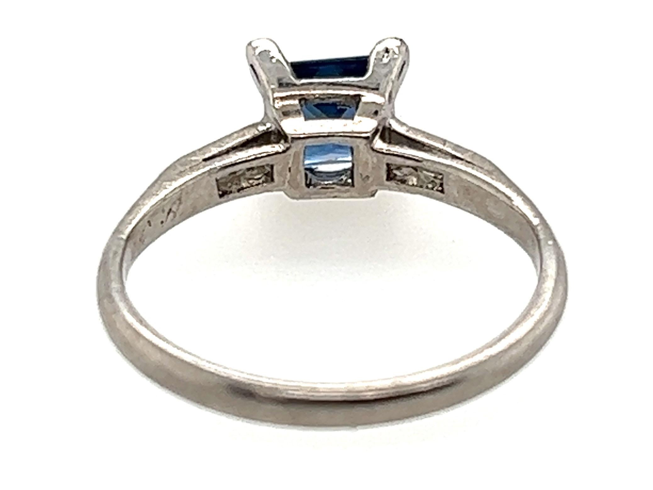 Vintage Square Sapphire Diamond Engagement Ring .96ct Platinum Antique Deco Bon état - En vente à Dearborn, MI