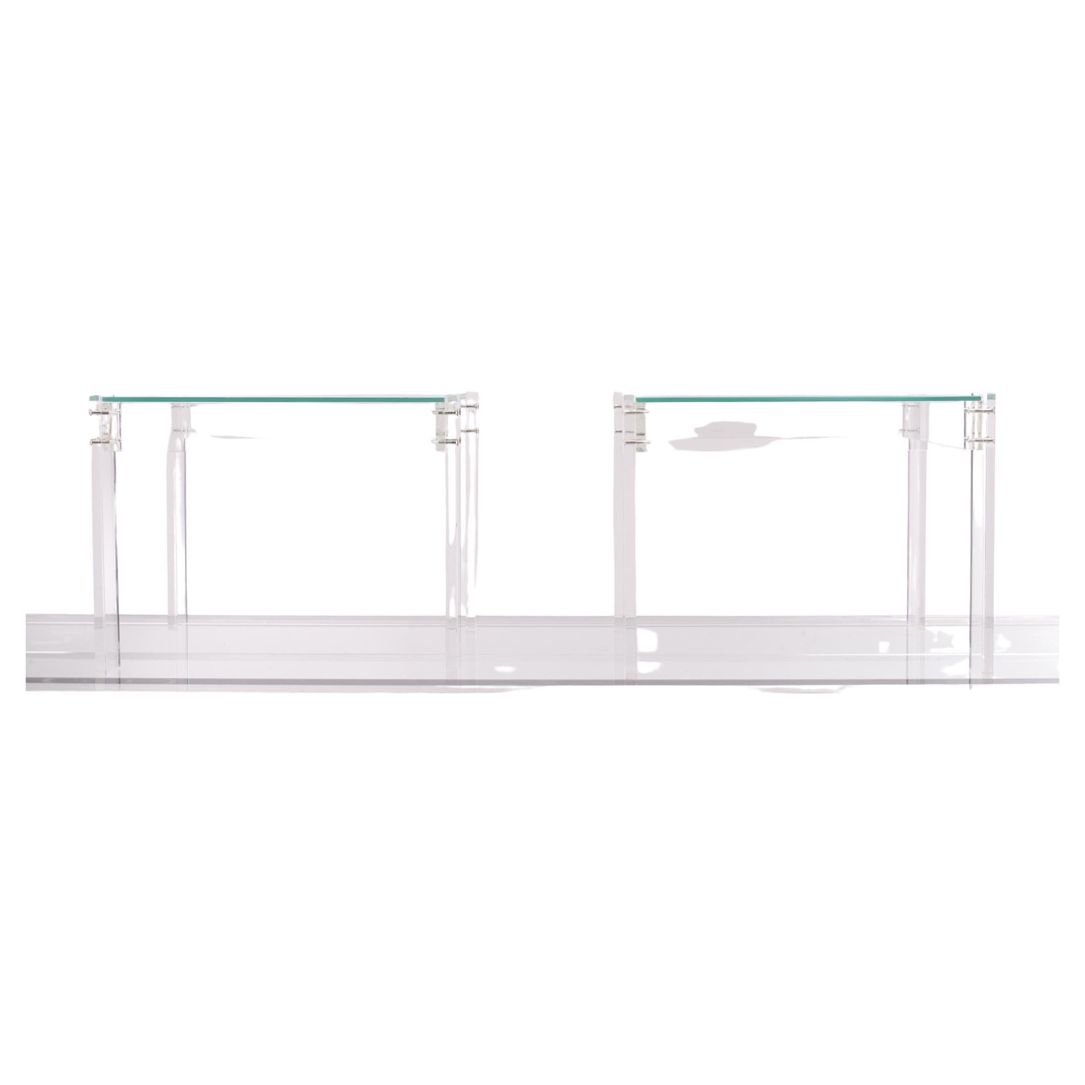 Modern Vintage Square Small Lucite Side Tables 1970s France For Sale