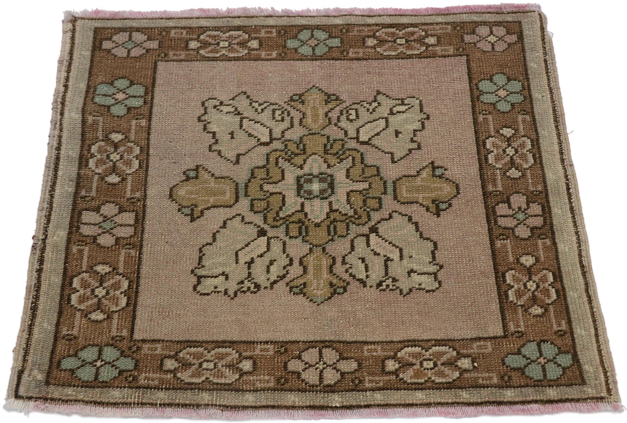 Türkischer Oushak-Teppich, quadratisch (Handgeknüpft) im Angebot