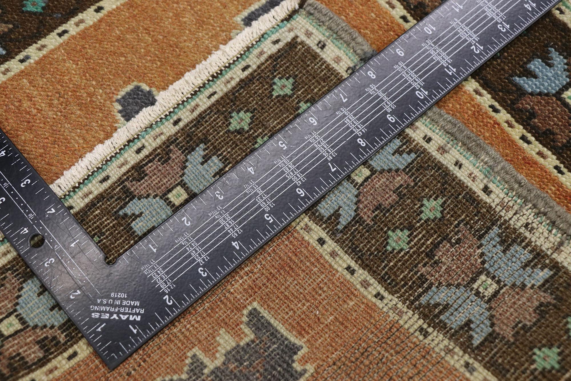 Alfombra turca Oushak cuadrada vintage en Bueno estado para la venta en Dallas, TX