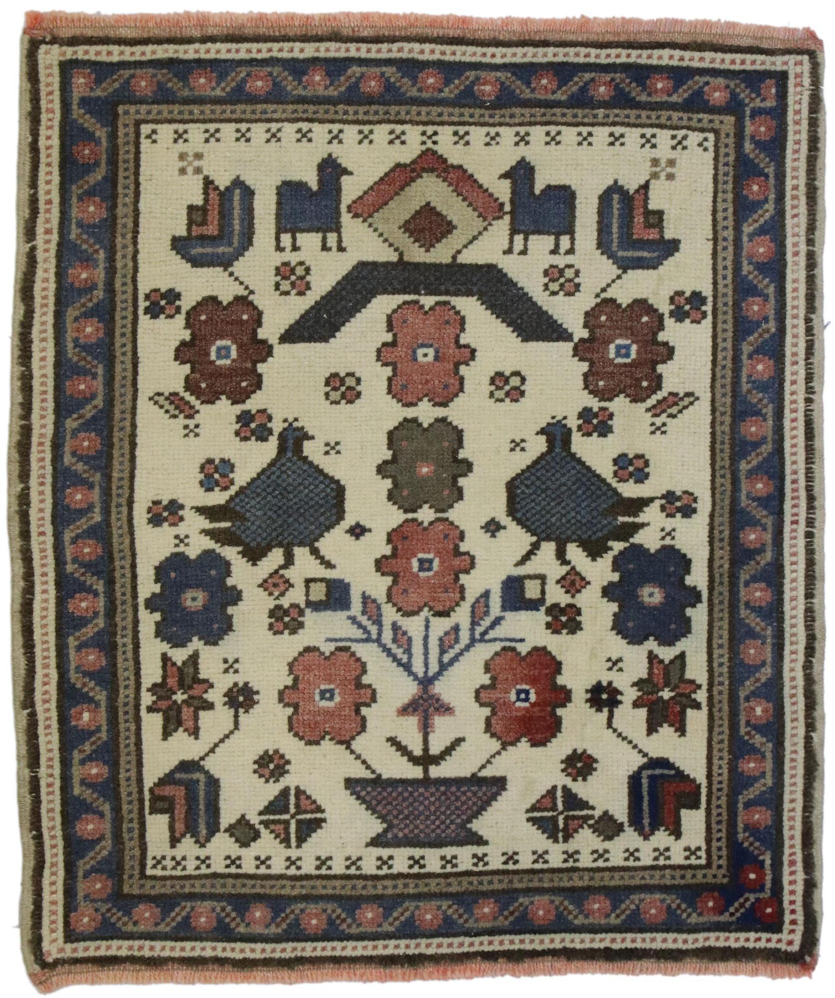 Tapis Oushak turc carré vintage