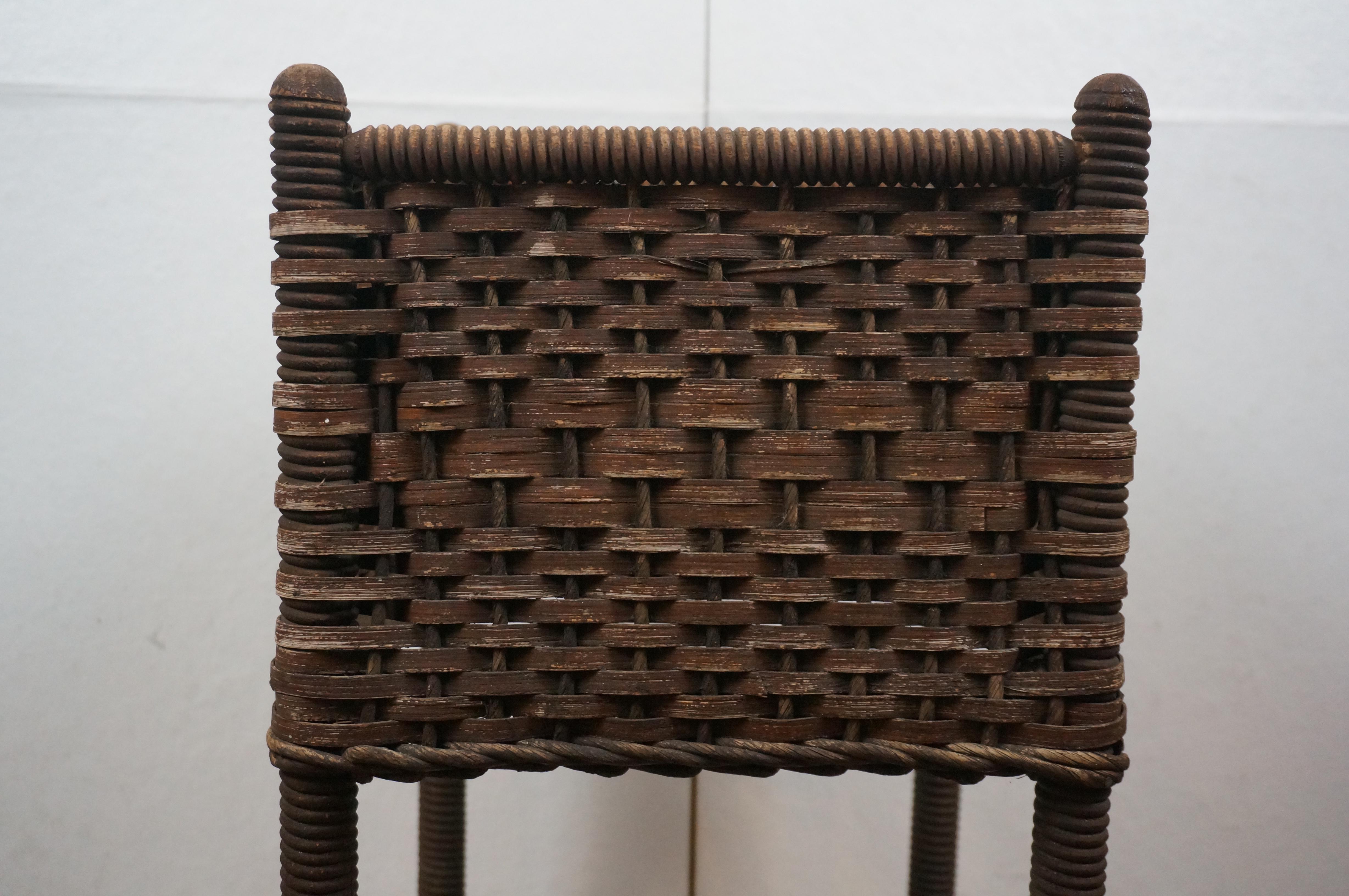 Vintage Square gedreht gerippt Wicker Pflanze Stand Pflanzer Korb 29