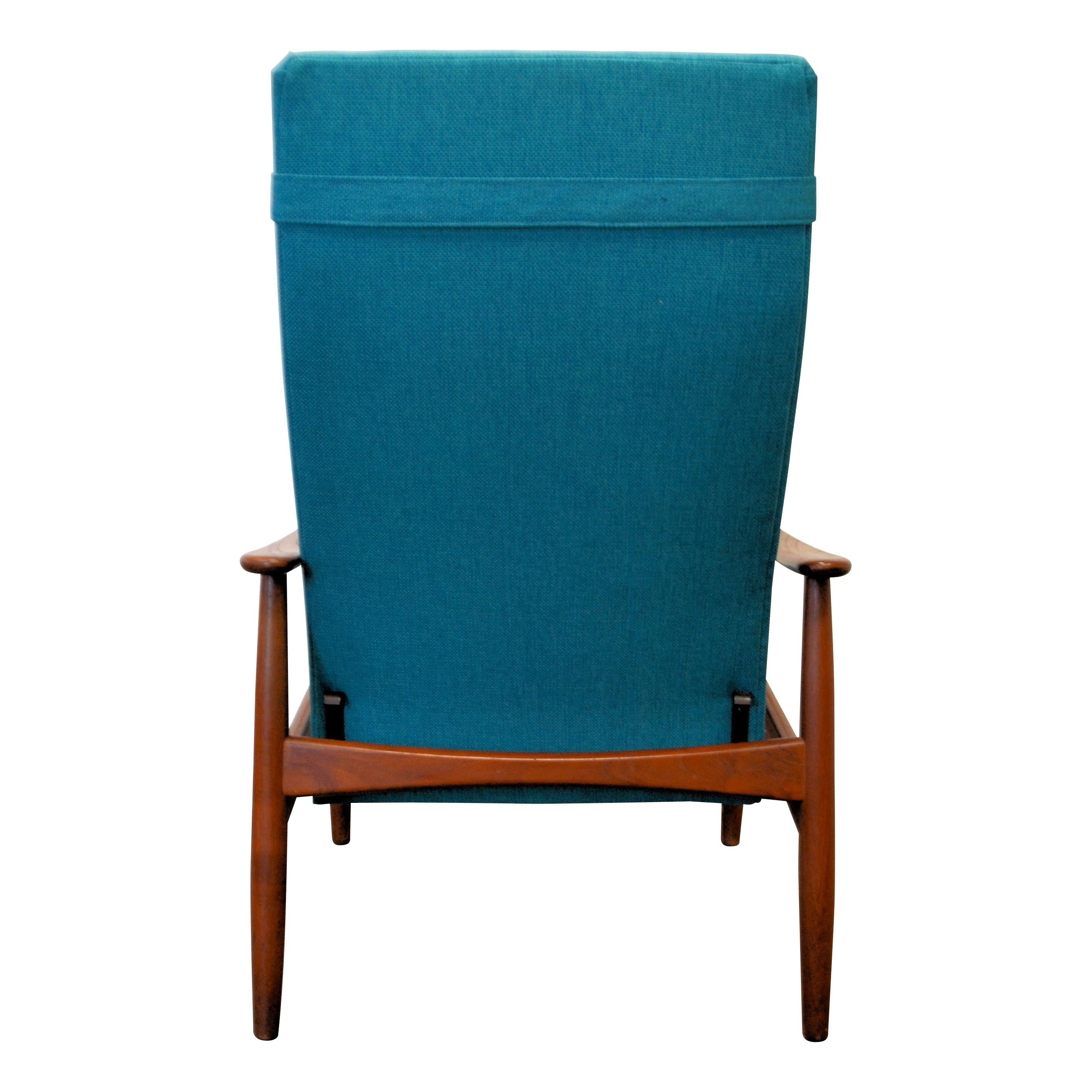 Vintage Søren Ladefoged Teak Lounge Chair For Sale 3