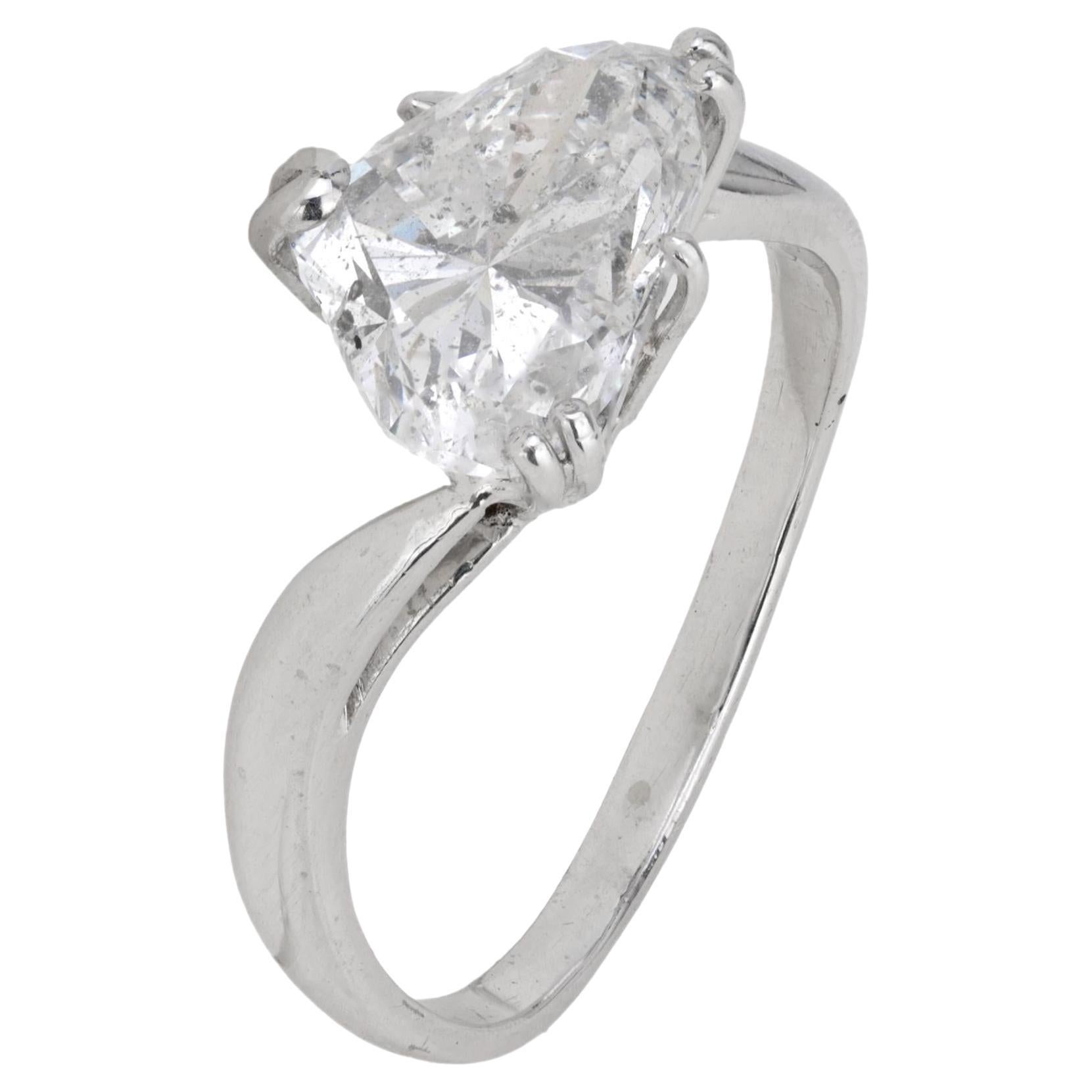Vintage SSEF 3.00 carat heart shape diamond 18k white gold ring