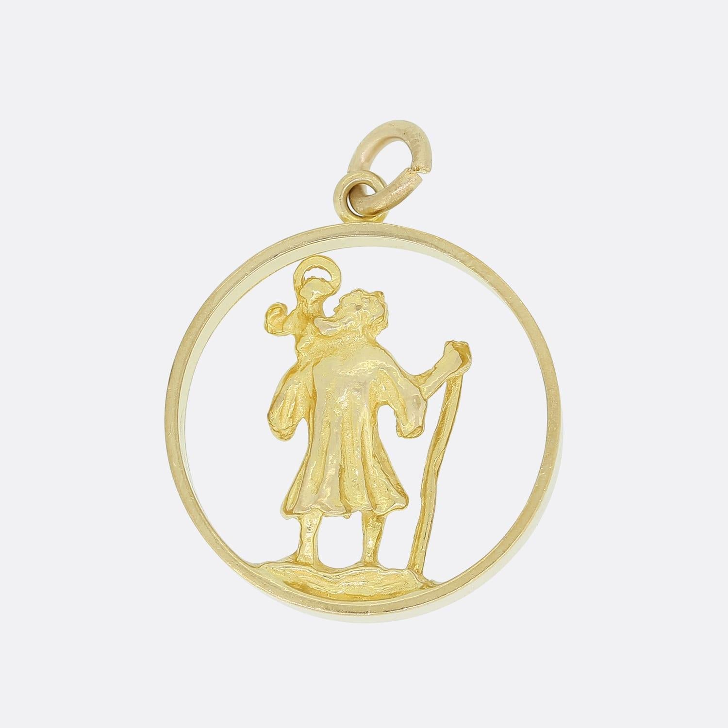 This is a vintage 9ct yellow gold St Christopher pendant. 

Condition: Used (Very Good)
Weight: 5.3 grams
Dimensions: 23mm x 23mm x 4mm
Hallmarked: Yes, Birmingham 1977
Period: Vintage
Box: Plain Gift Box