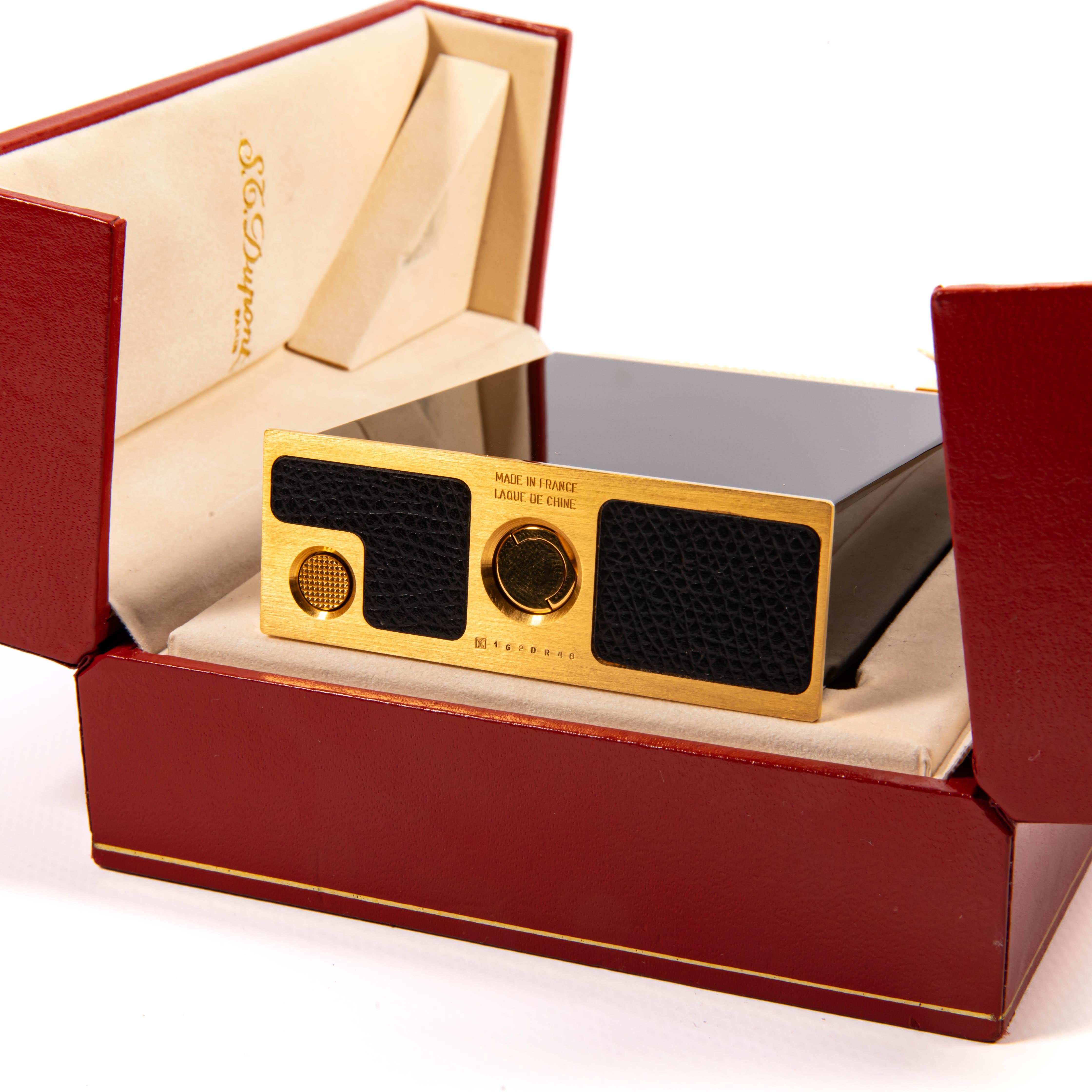 Vintage S.T. Dupont Jeroboam Lighter Black Lacquer in Box 1990 en vente 5