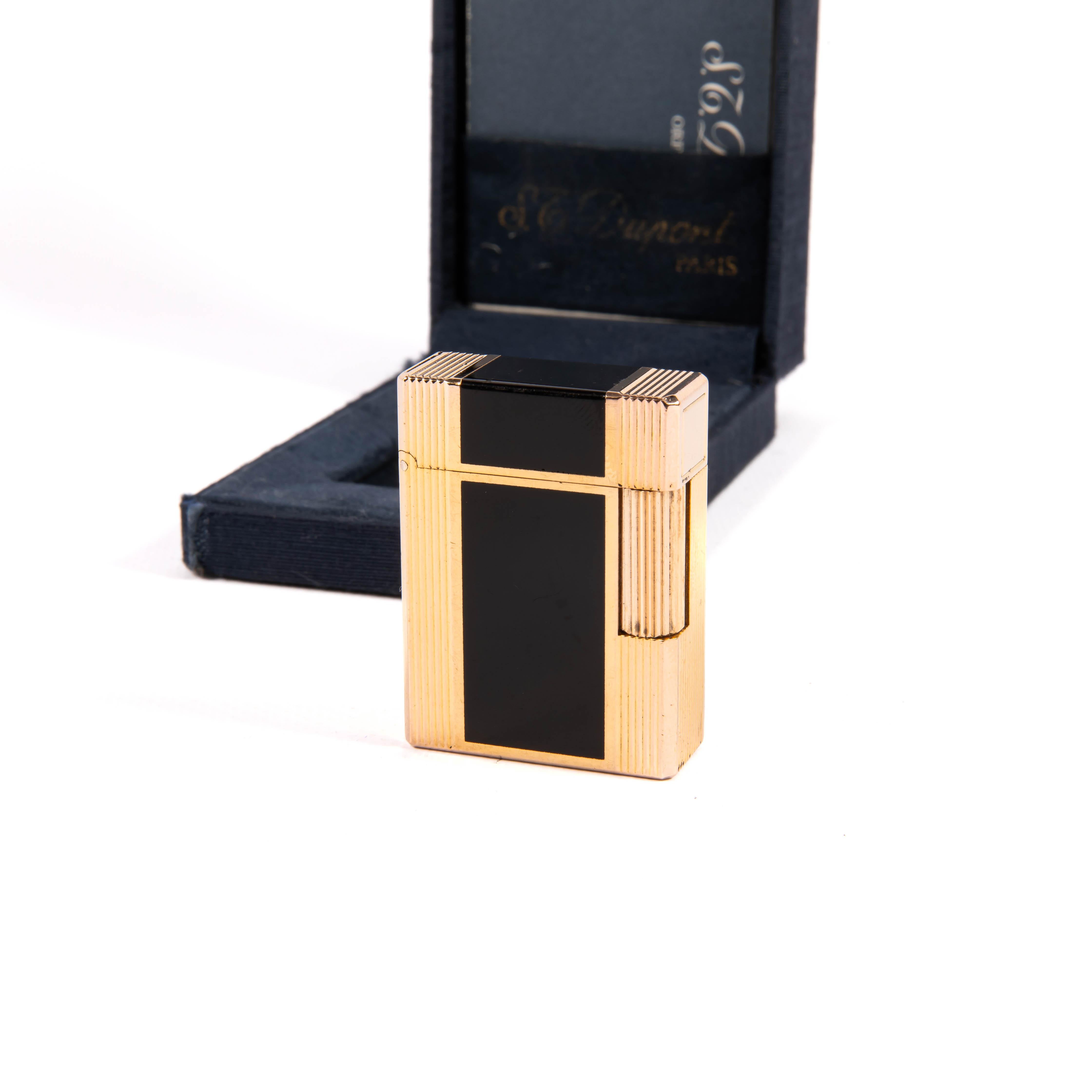 Vintage S.T. DUPONT Ligne 1 BR Small Lighter Laque de Chine in Box 1980s In Excellent Condition In DELFT, NL