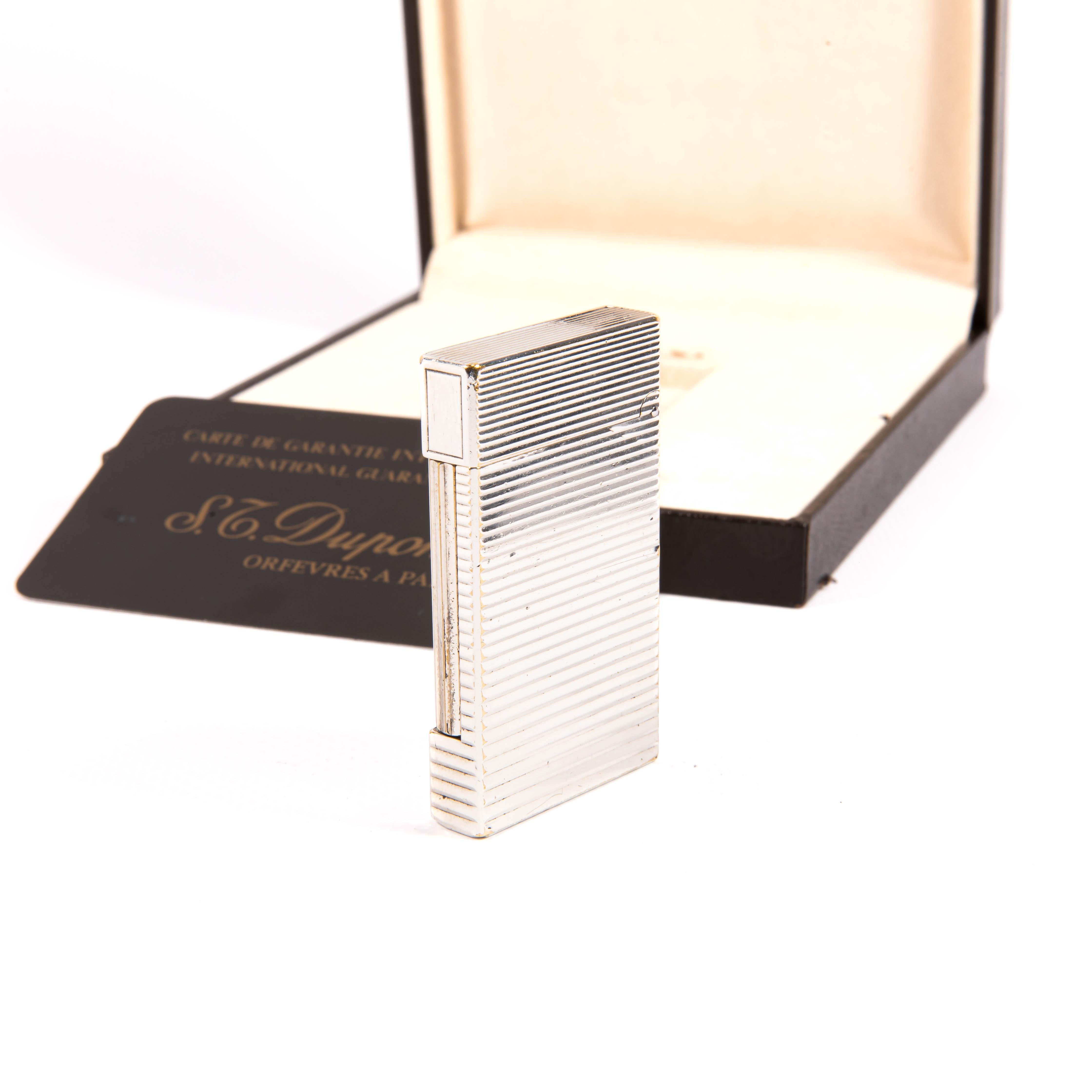 da uomo o donna Vintage S&T. DUPONT Linea D Accendino placcato argento in scatola 1986 in vendita