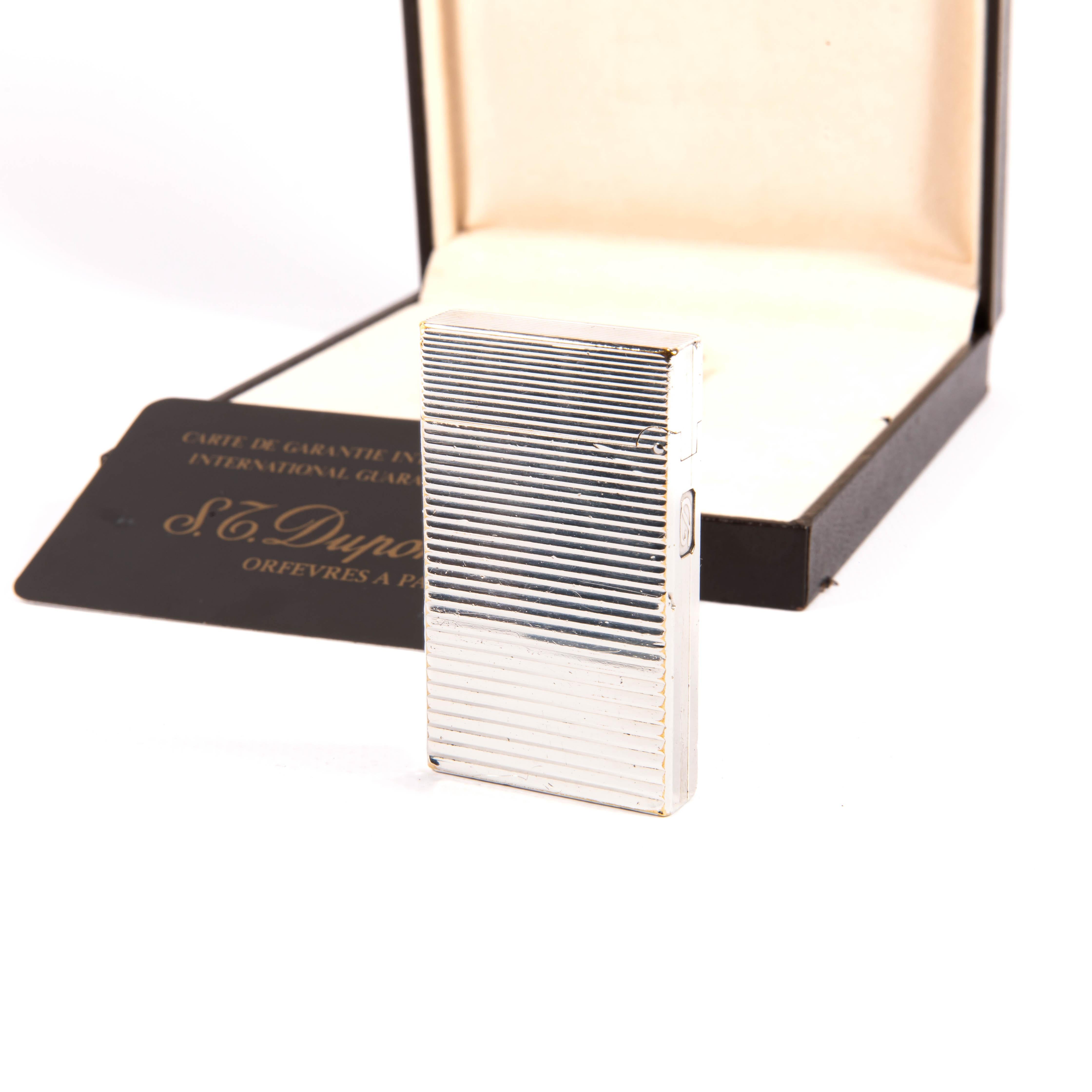 Vintage S&T. DUPONT Linea D Accendino placcato argento in scatola 1986 in vendita 1