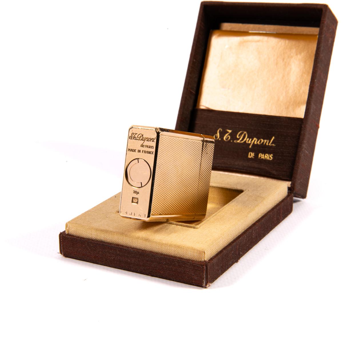 Vintage S.T. DUPONT Small Ligne 1 BR Lighter Gold Plated 1980s in Box For Sale 6
