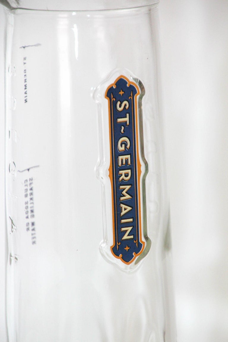 Carafe française vintage St. Germain pour cocktails En vente sur 1stDibs |  agitateur saint germain, doseur saint germain, verre a saint germain