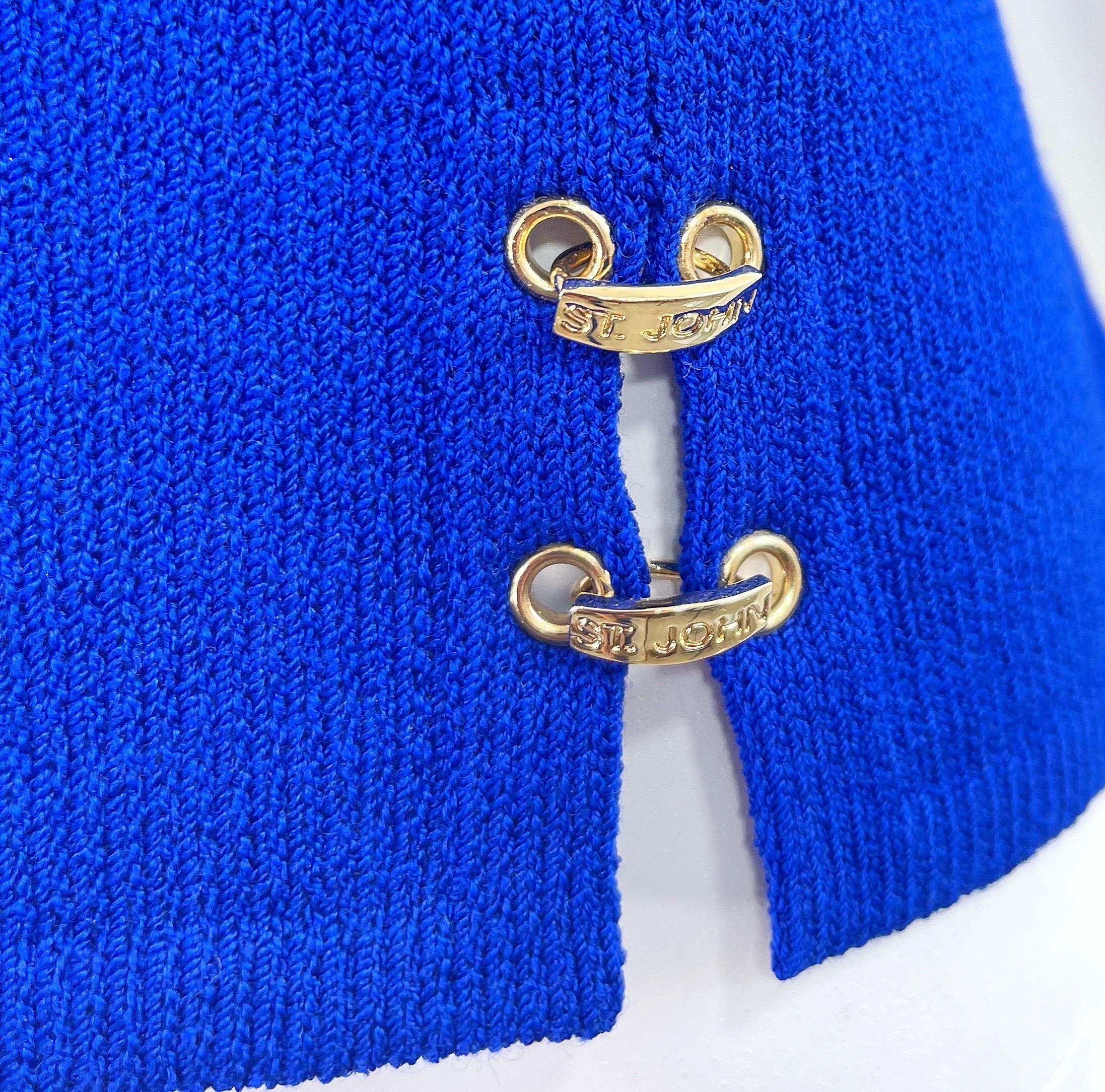 Women's Vintage St. John 1990s Royal Blue Santana Knit Sleeveless Gold Loops Shell Top For Sale