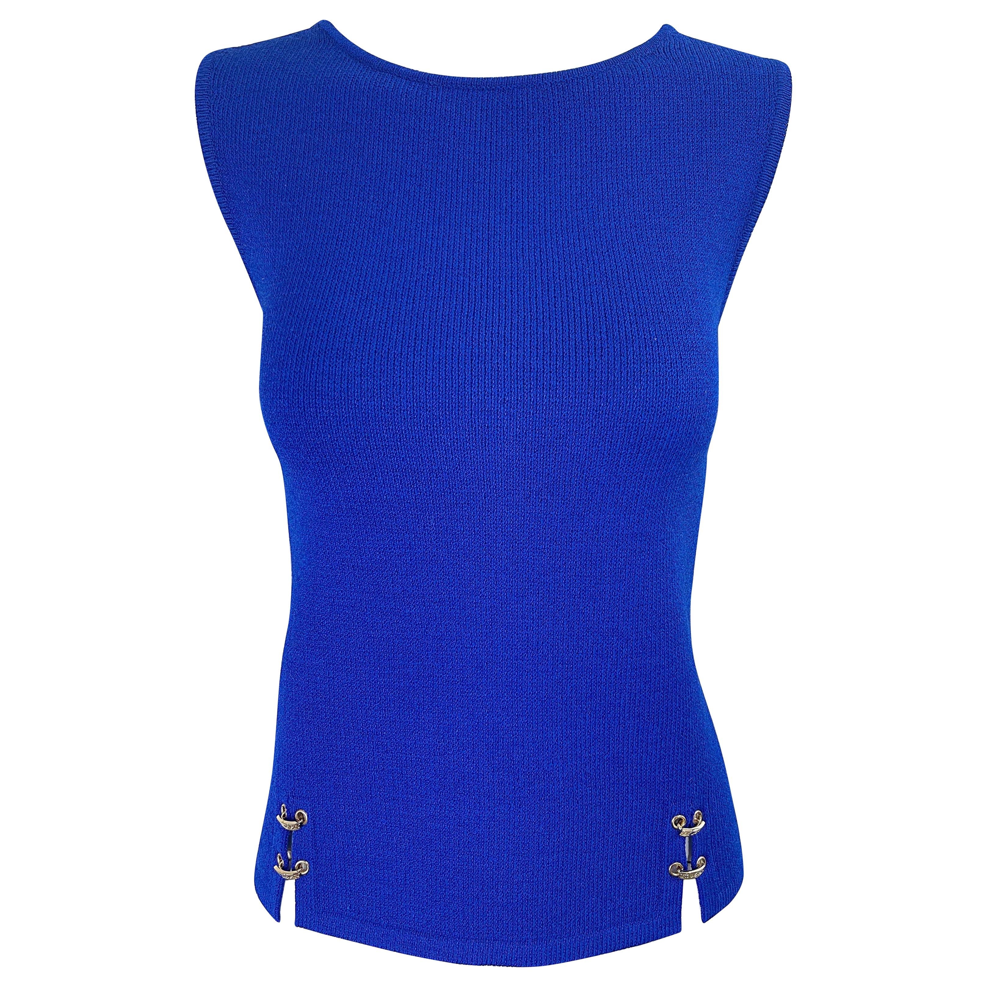 St. John, top coquillage vintage sans manches en maille Santana bleu royal avec boucles dorées, années 1990
