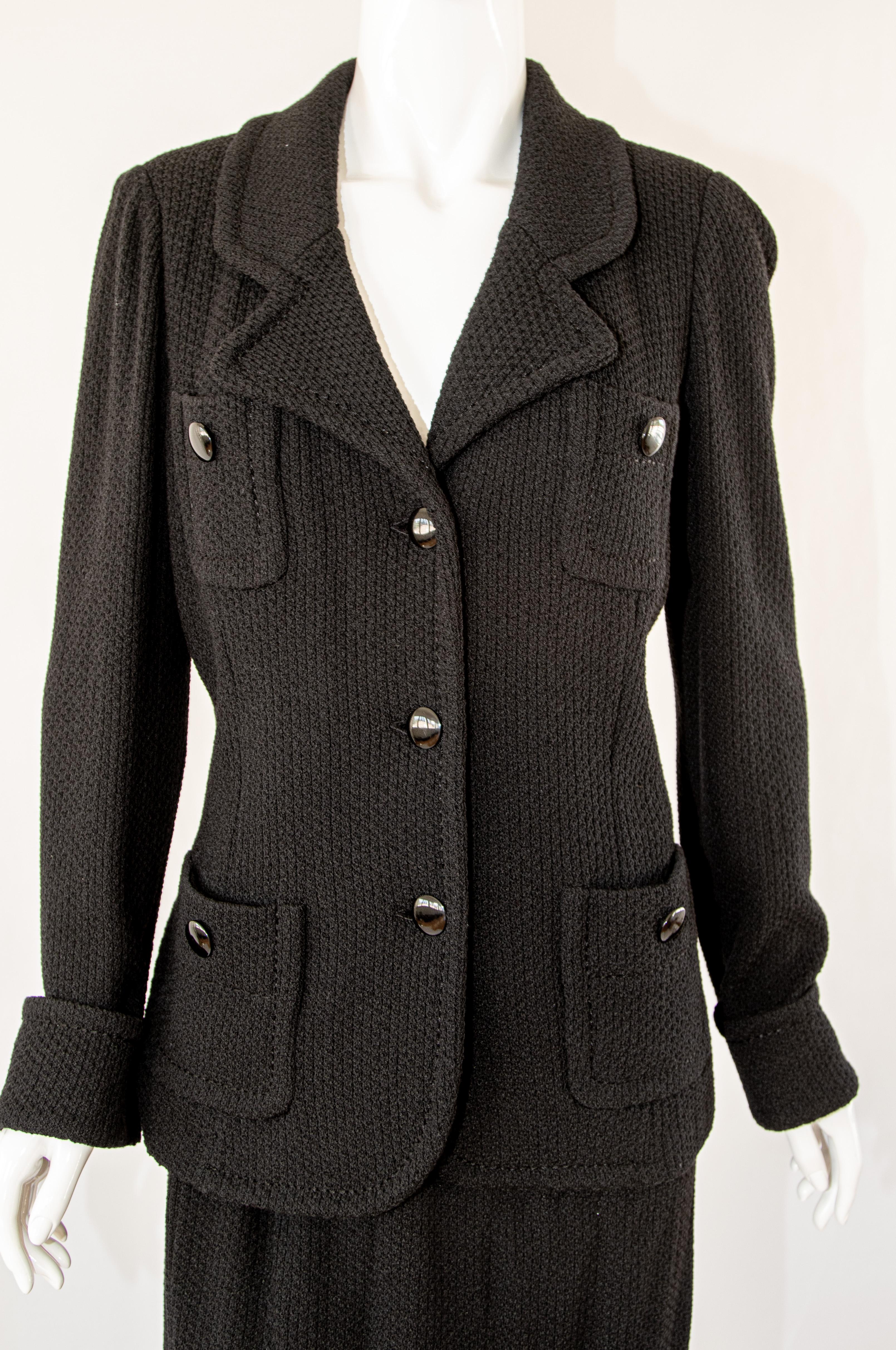 Vintage St John Caviar Black Knit Wool Blazer and Skirt Suit For Sale 5