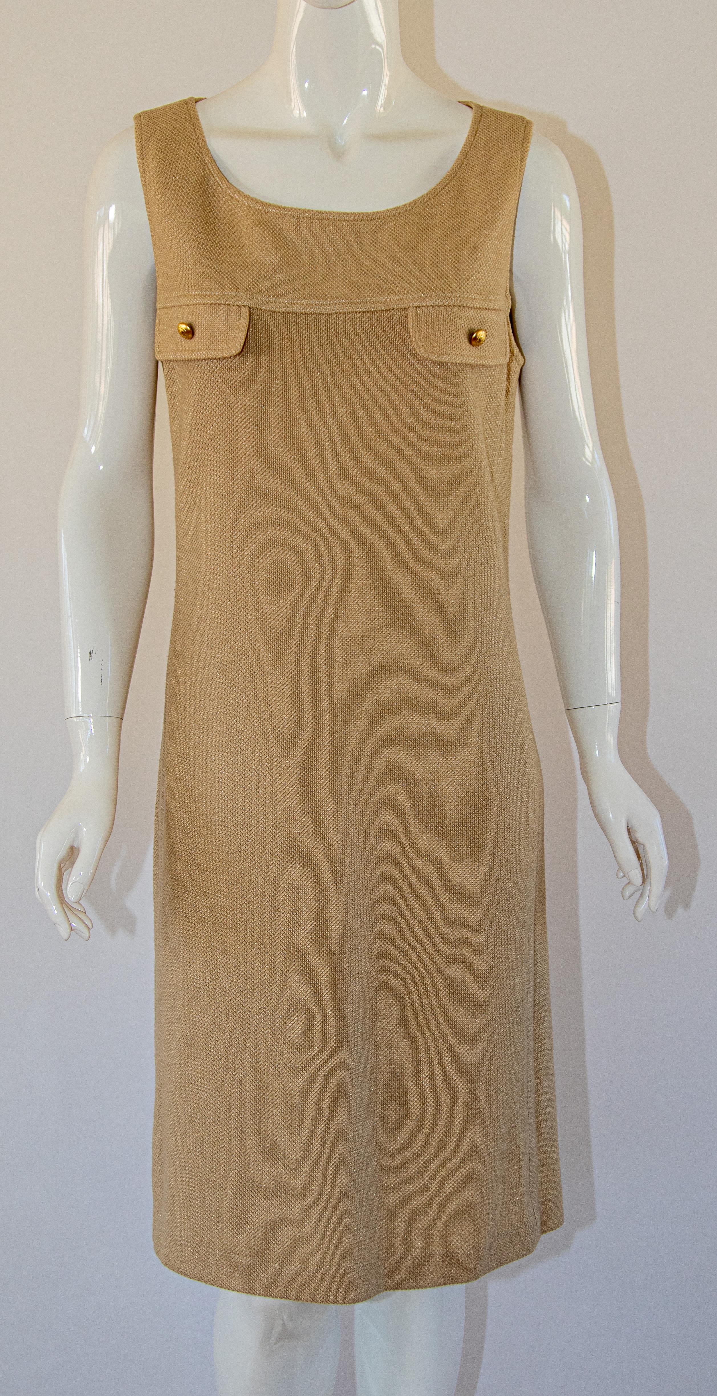 Vintage St John Sammlung von Marie Gray Beige stricken Wolle Minikleid (Braun) im Angebot