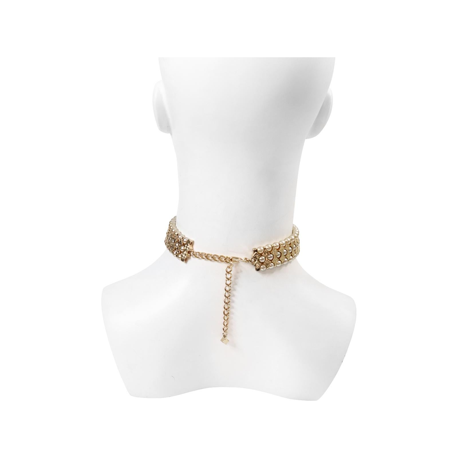 Vintage St John Gold Tone With Faux Pearls Choker circa 1990s For Sale 1