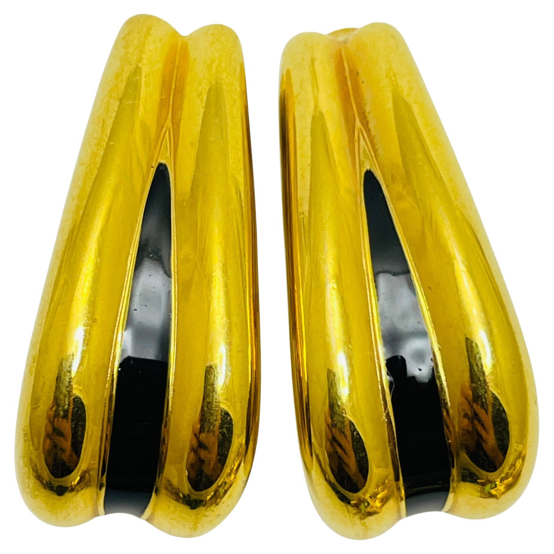 Vintage ST JOHN signed gold tone black enamel designer clip on earrings For Sale