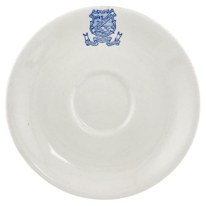 Piattino d'epoca St. Joseph's College Darjeeling Crest di J.&G. Meakin Inghilterra in vendita