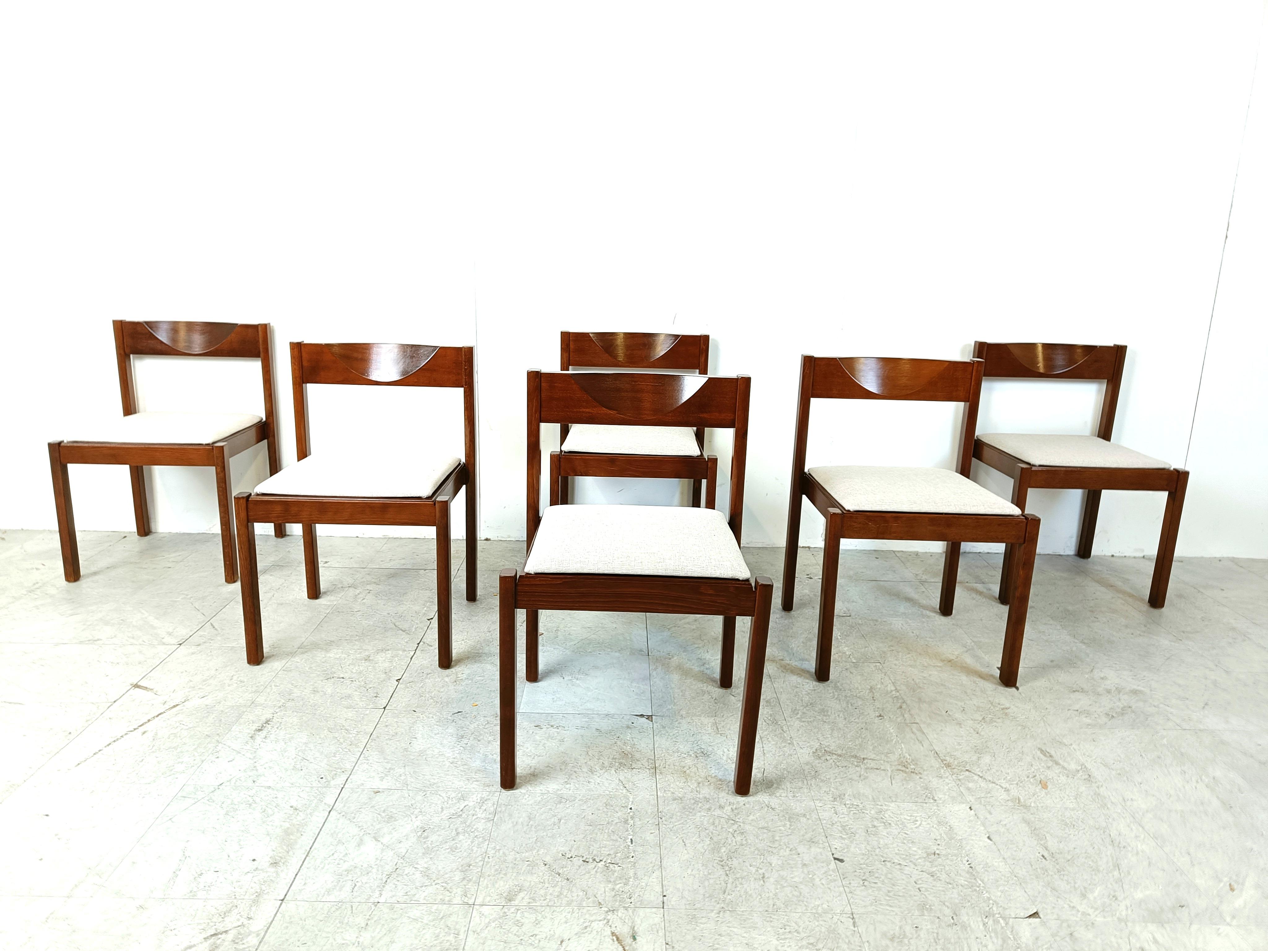 Brutalist Vintage stackable dining chairs, set of 6 - 1970s For Sale