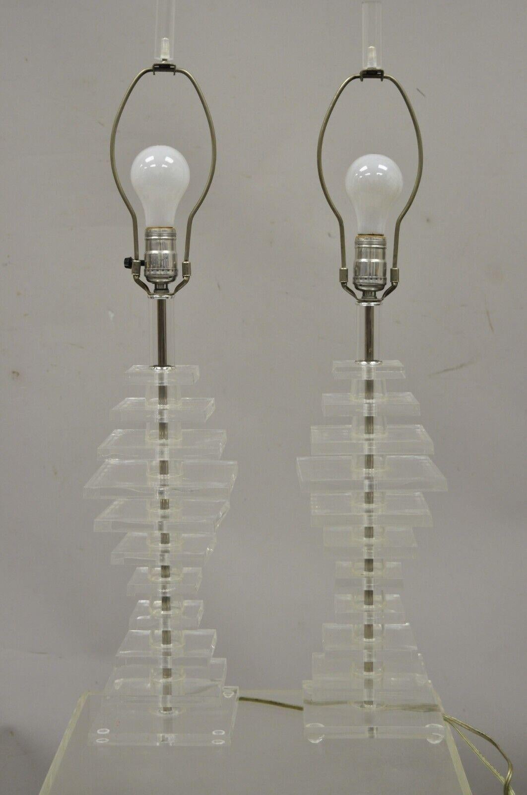 Vintage Stacked Lucite Mid-Century Modern Table Lamps, a Pair 7