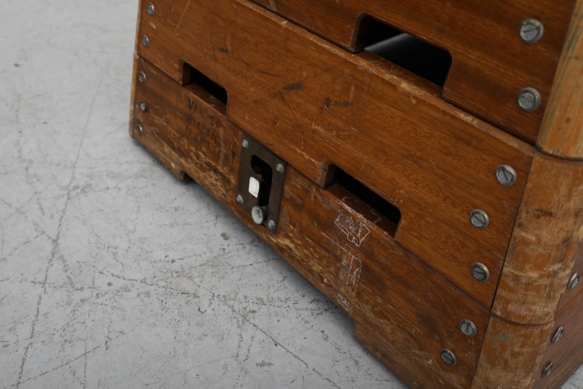 Vintage Stacked Oak and Teak Rolling Gymnastics Bench mit Brown Leather Top im Angebot 7