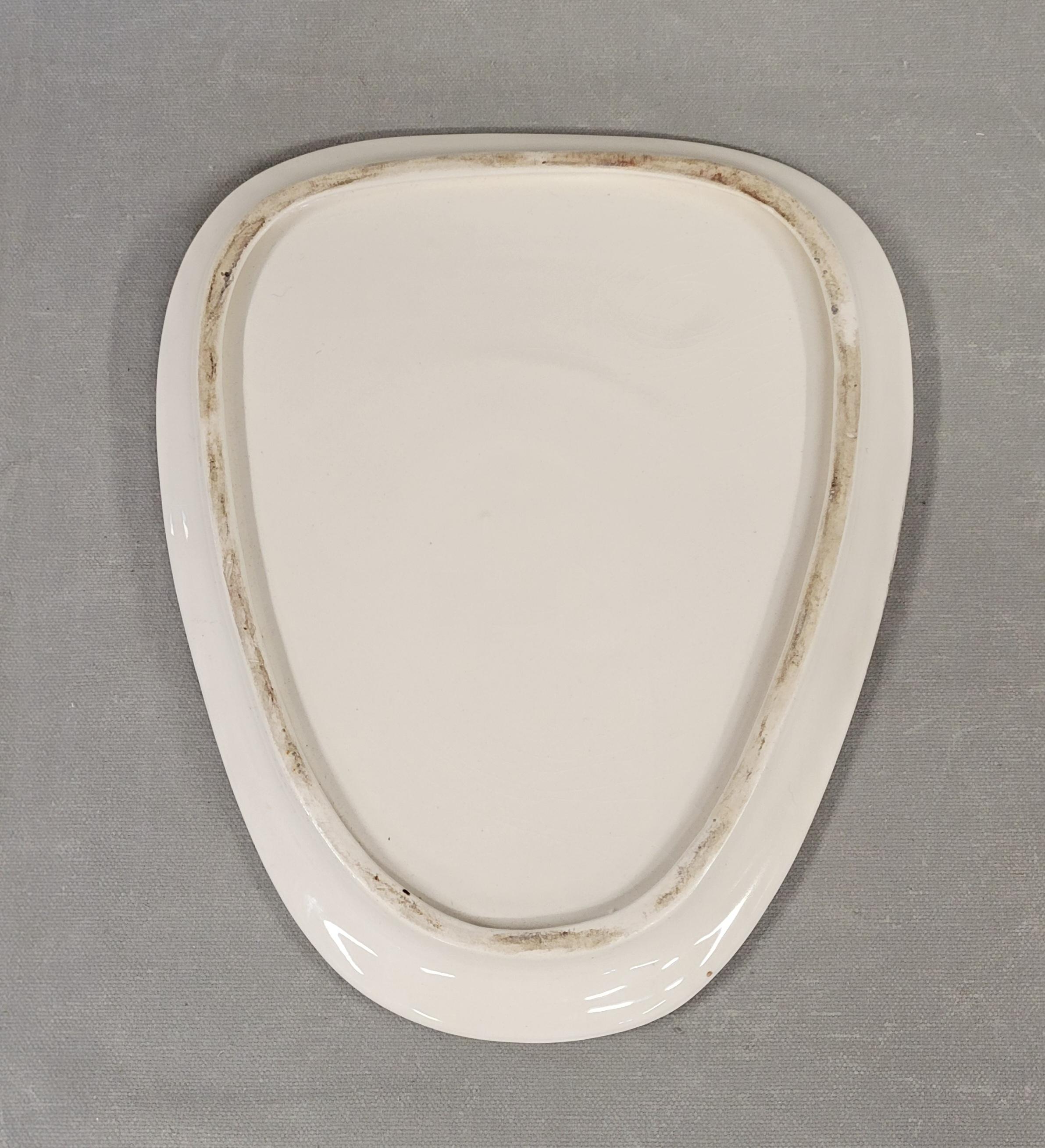 Piatto da formaggio Staffordshire d'epoca a forma di testa di mucca in vendita 3