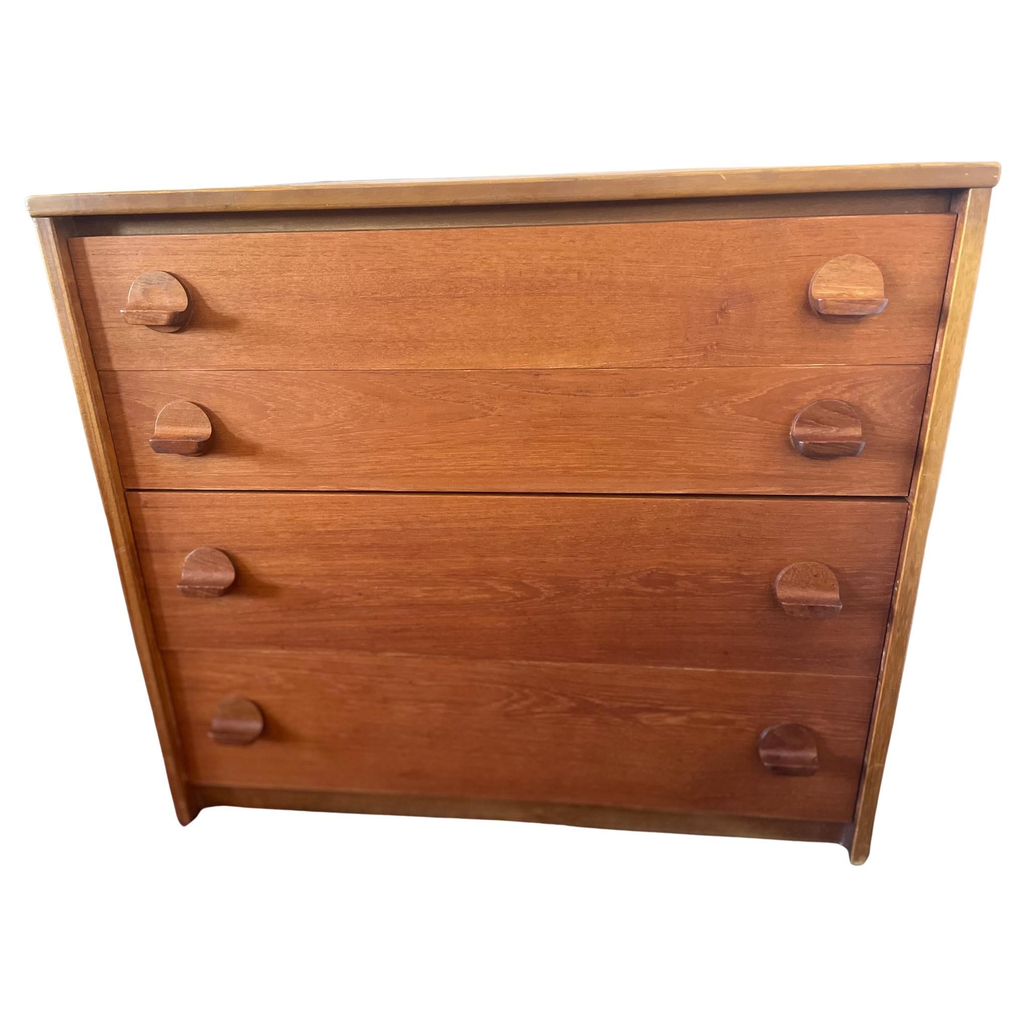 How do you tell if furniture is Stag?