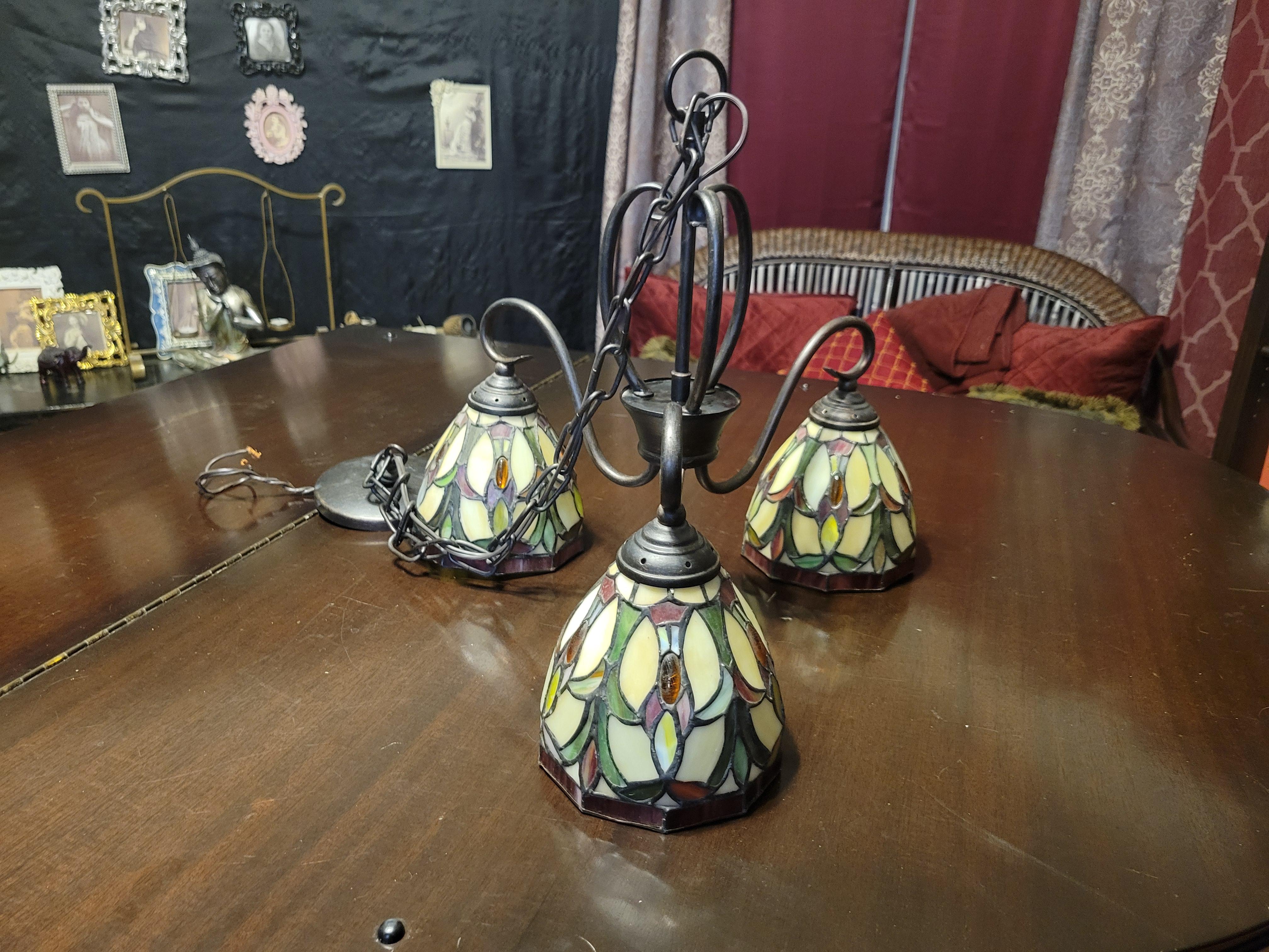 Vintage Stained Glass and Metal Chandelier with 3 Lights For Sale 1