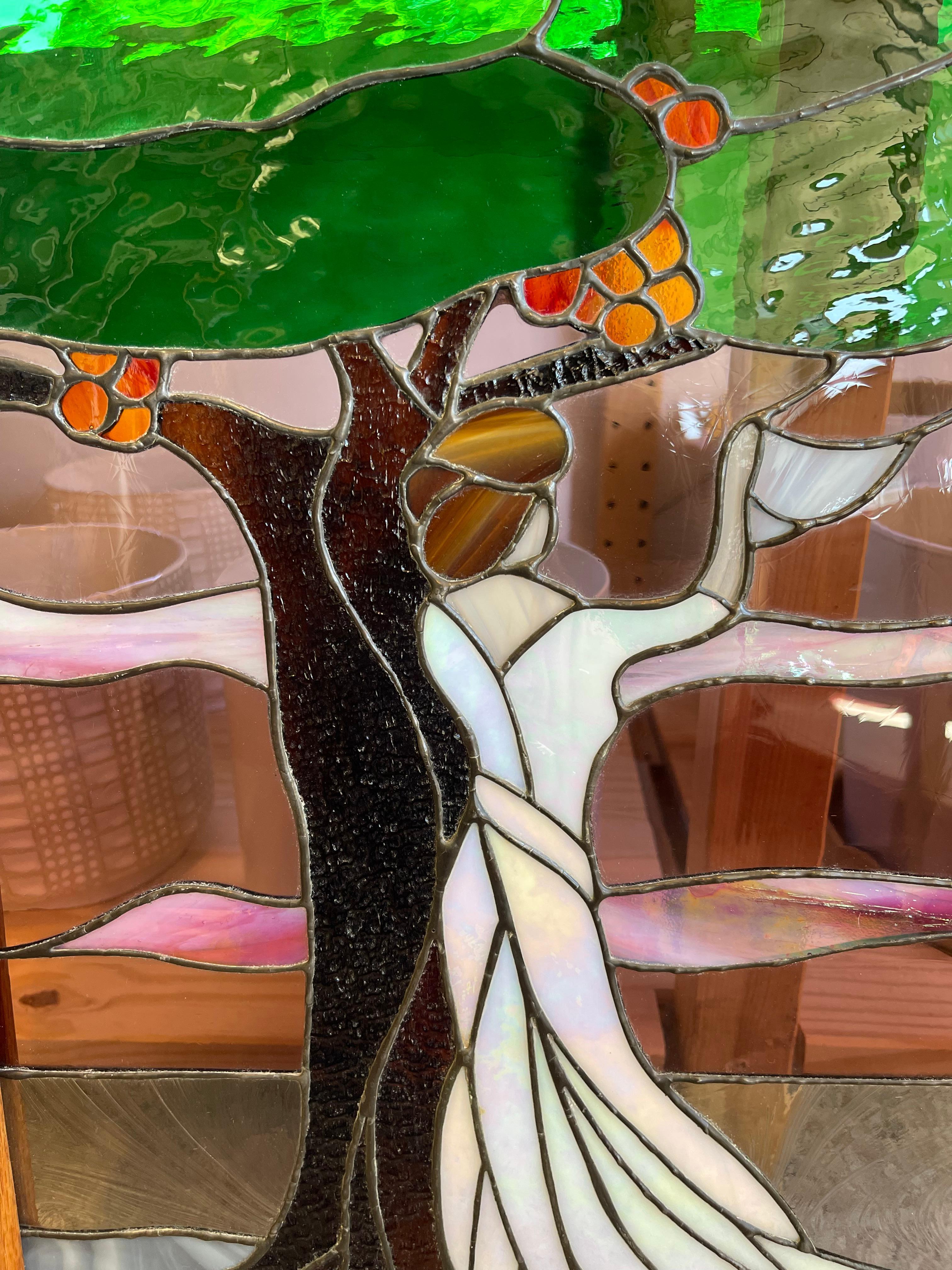 Vintage Stained glass Art Panel Darstellung Frau in fließenden weißen Kleid im Angebot 1